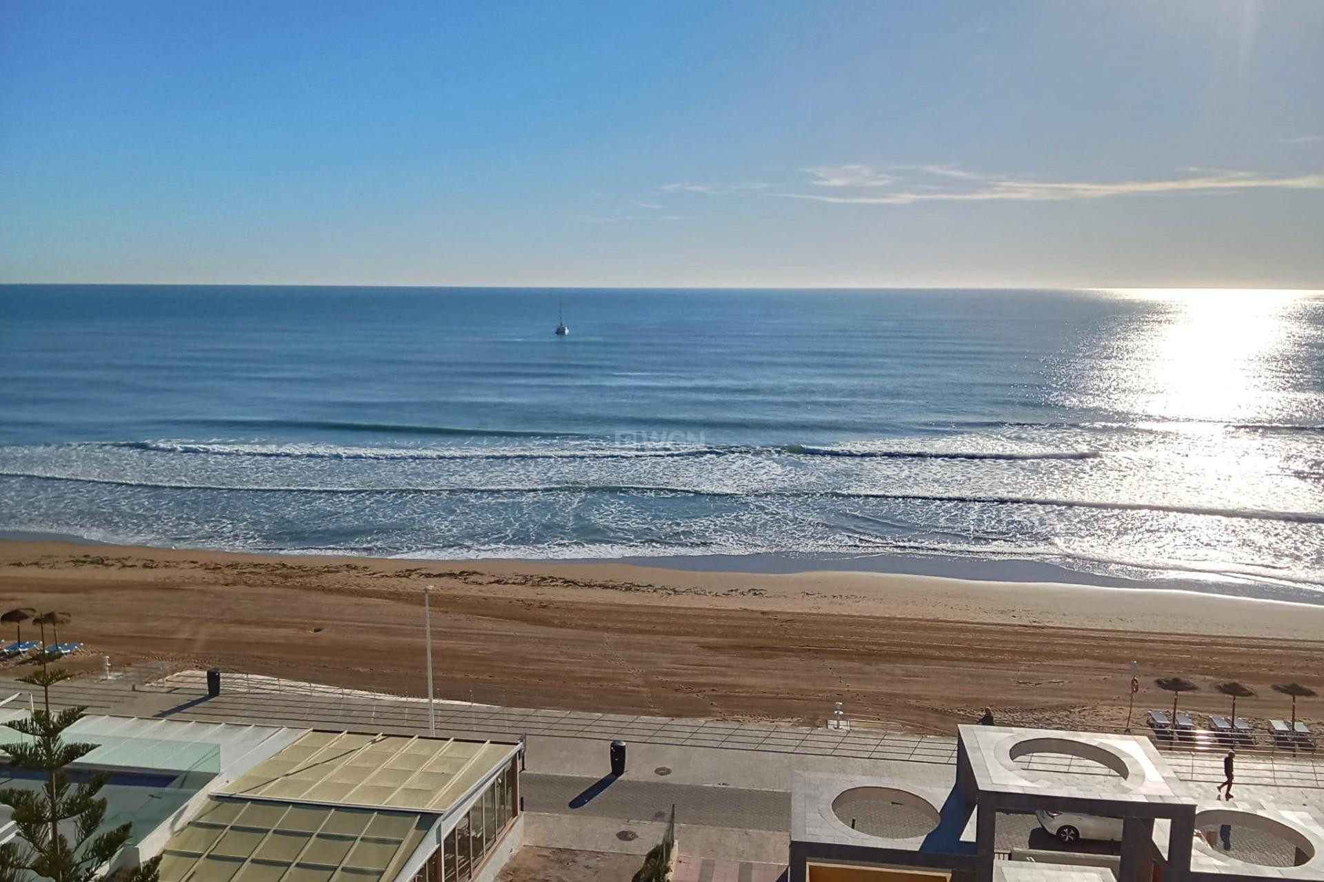 Wiederverkauf - Penthouse - Torrevieja - Playa De La Mata