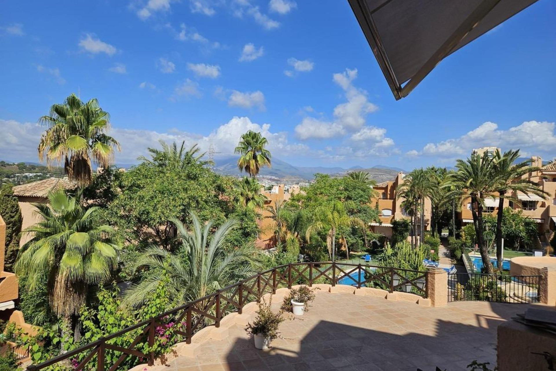 Wiederverkauf - Stadthaus - Marbella - Nueva Andalucia