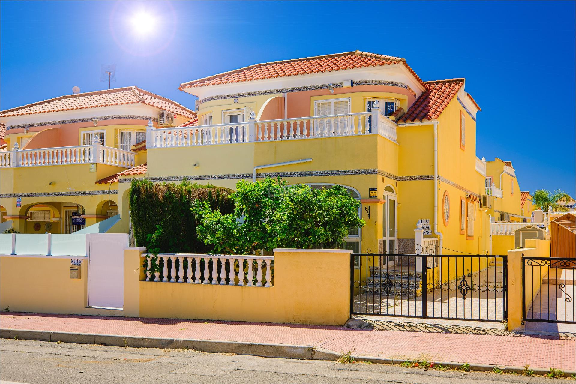 Wiederverkauf - Stadthaus - Orihuela Costa - Las Filipinas