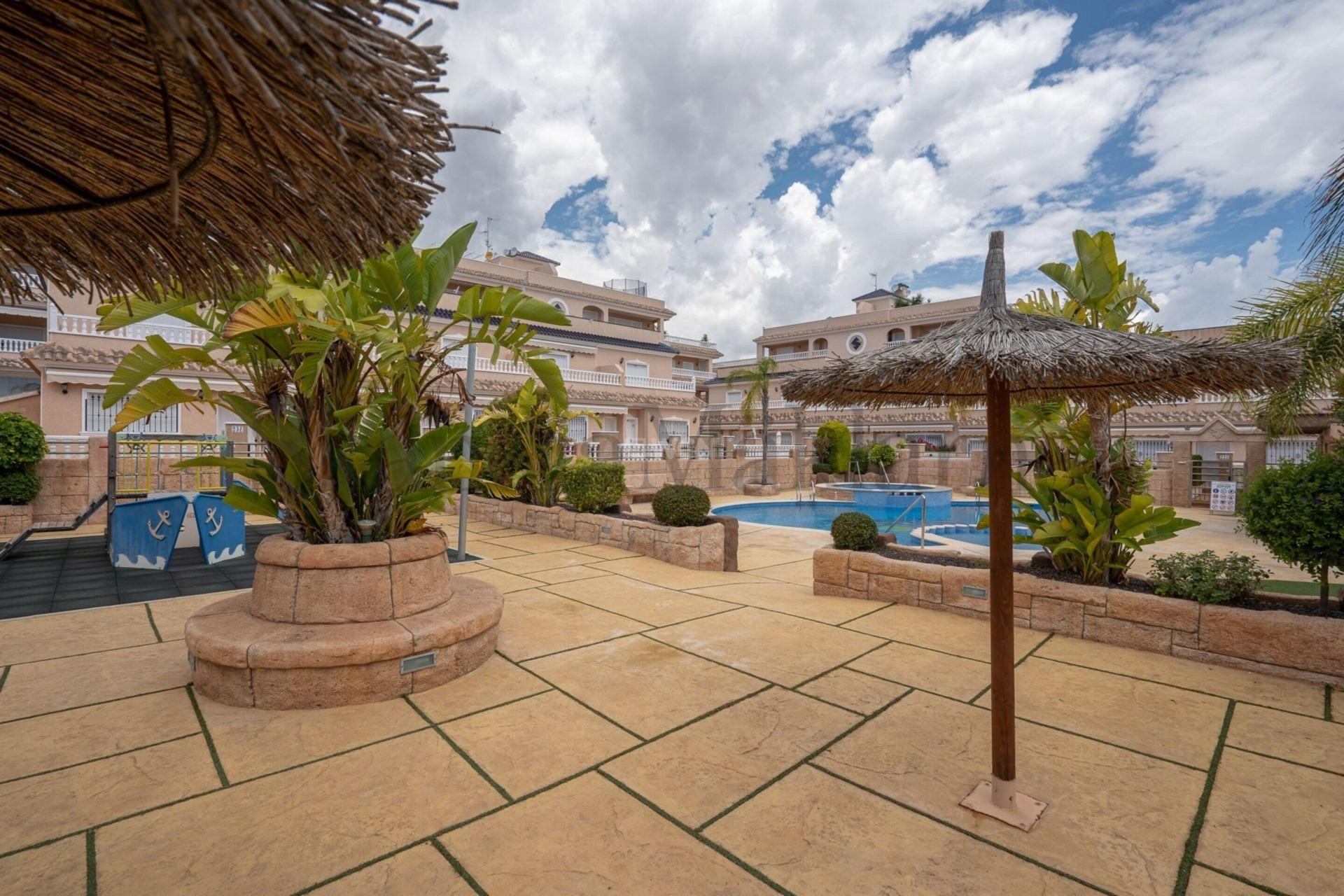 Wiederverkauf - Stadthaus - Orihuela Costa - Los Dolses