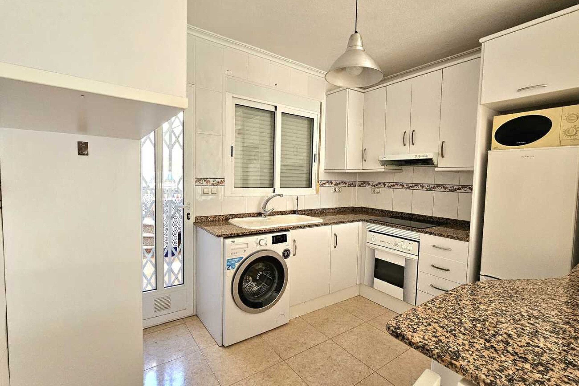 Wiederverkauf - Stadthaus - Sucina