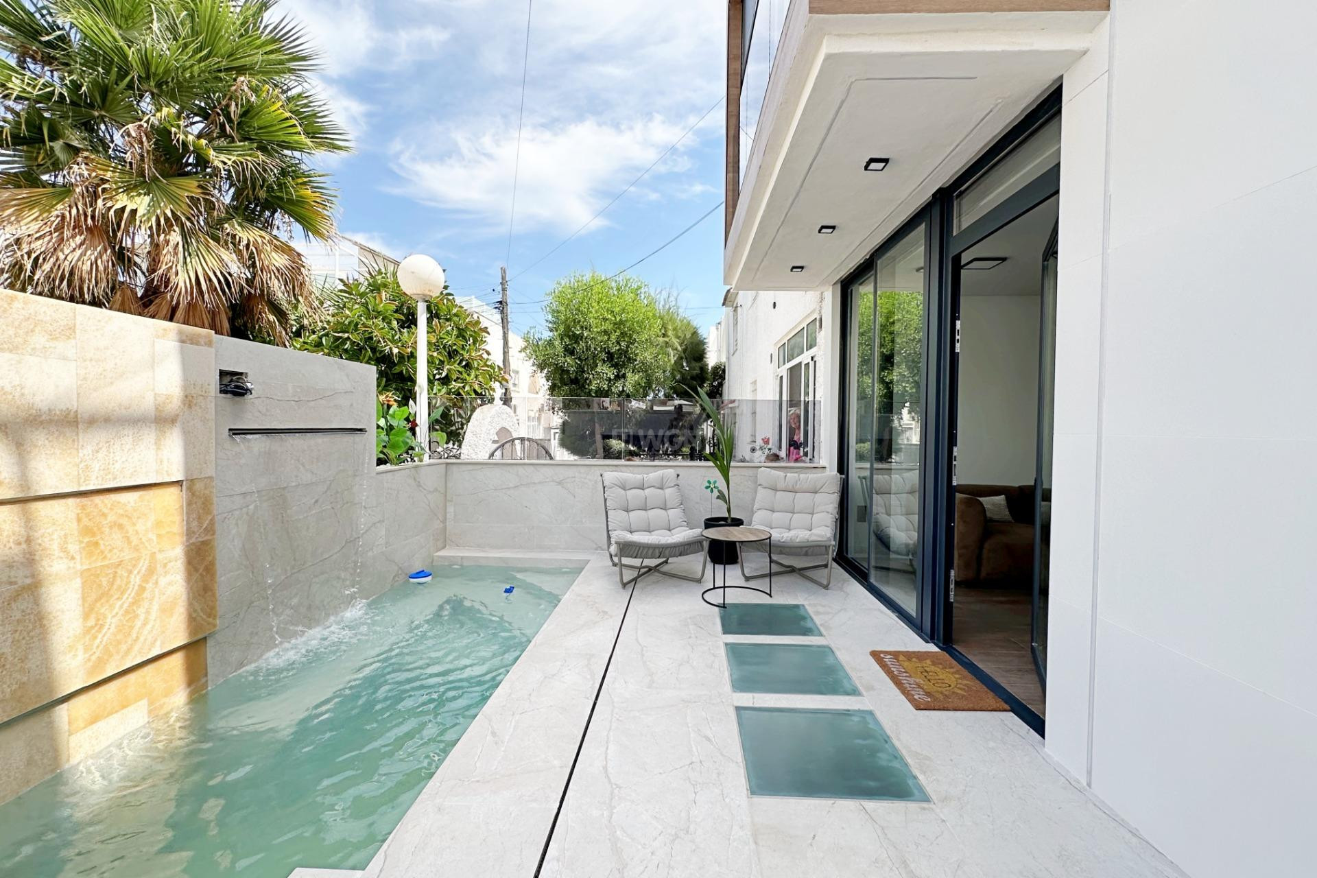 Wiederverkauf - Stadthaus - Torrevieja - Calas Blanca
