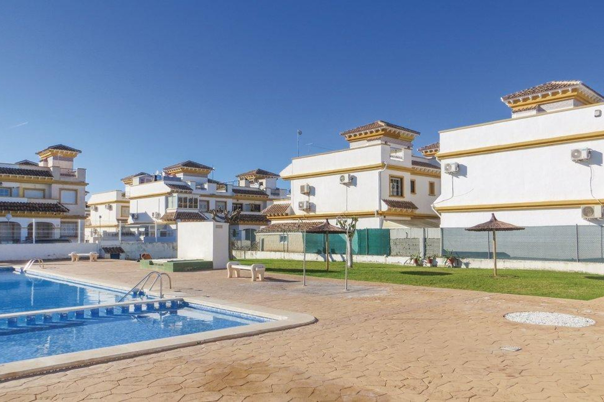 Wiederverkauf - Stadthaus - Torrevieja - Carrefour