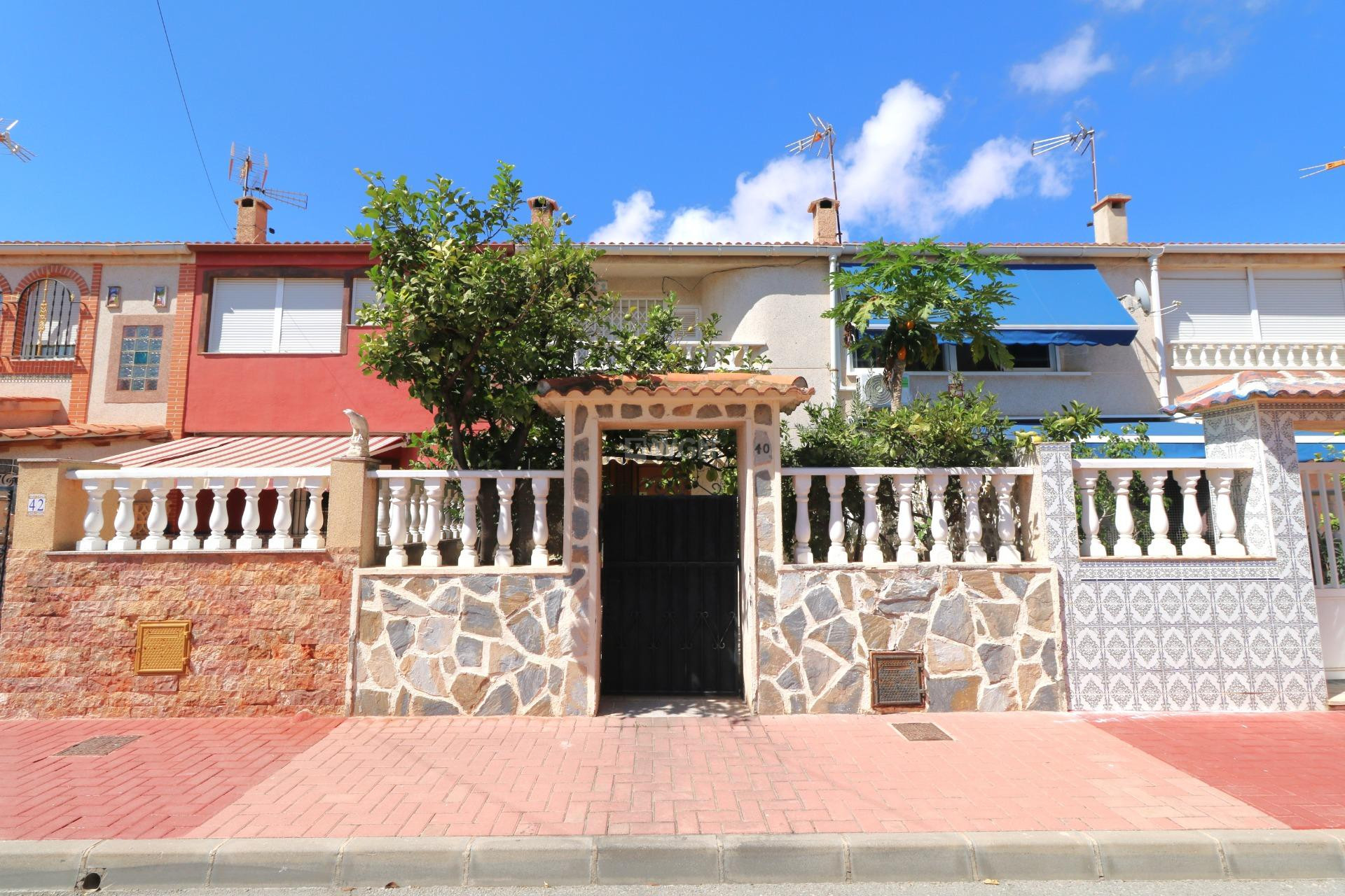 Wiederverkauf - Stadthaus - Torrevieja - El Acequión - Los Náufragos