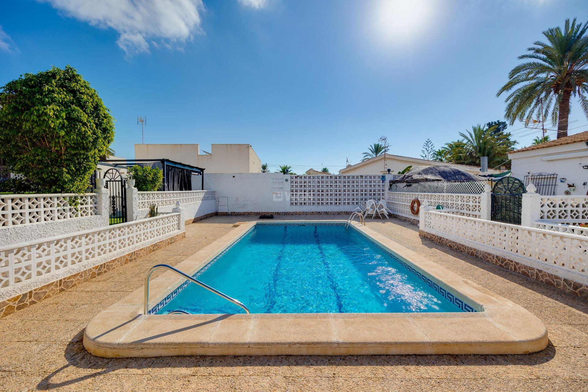 Wiederverkauf - Stadthaus - Torrevieja - Nueva Torrevieja