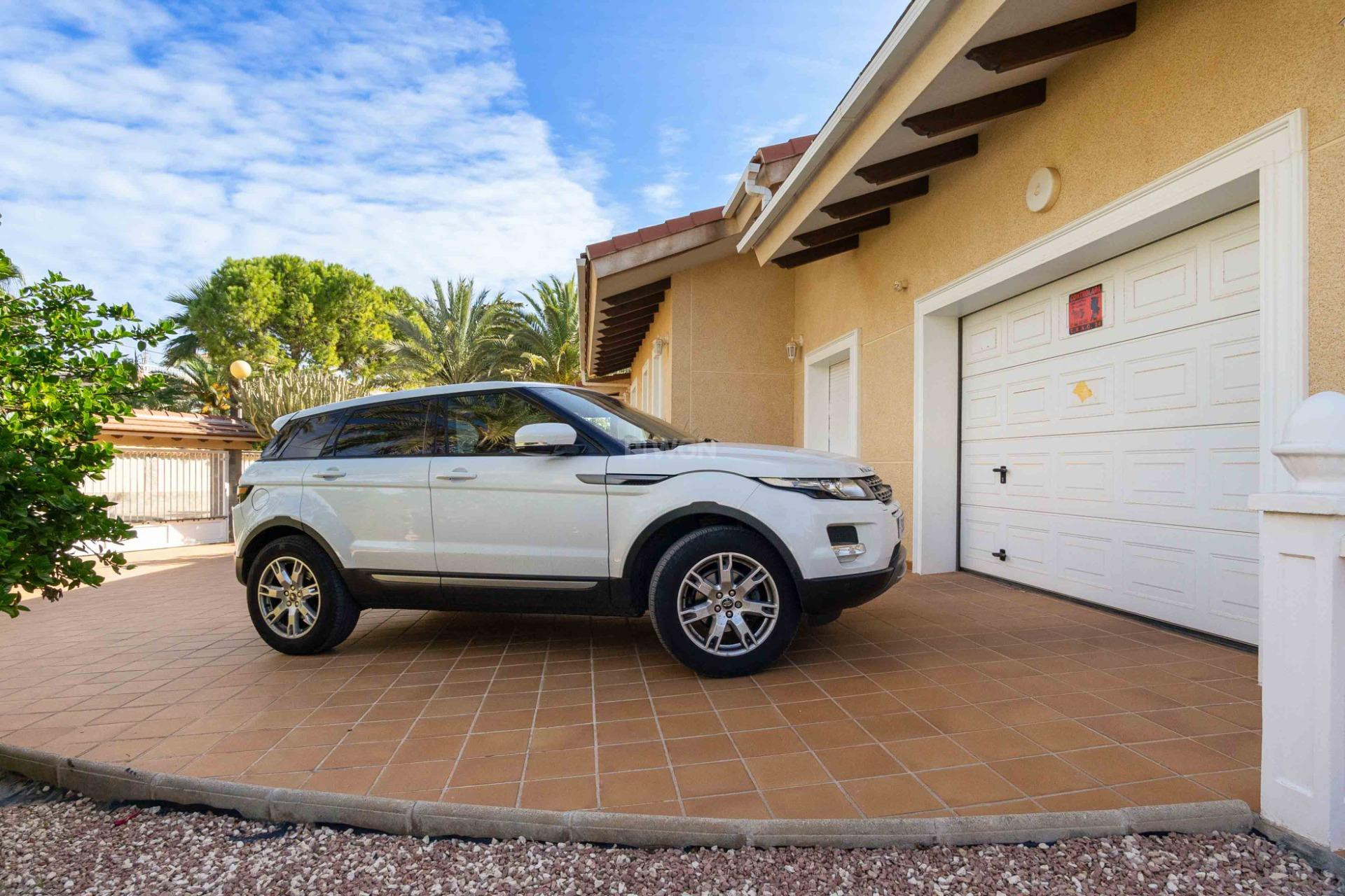 Wiederverkauf - Villa - Cabo Roig - Muy Cerca De La Playa