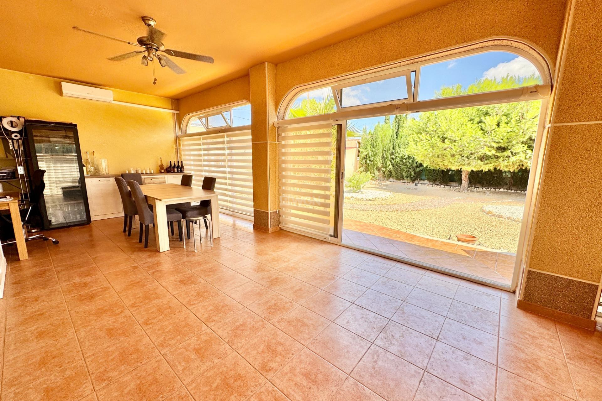 Wiederverkauf - Villa - Dolores - Cmno. Escorredor