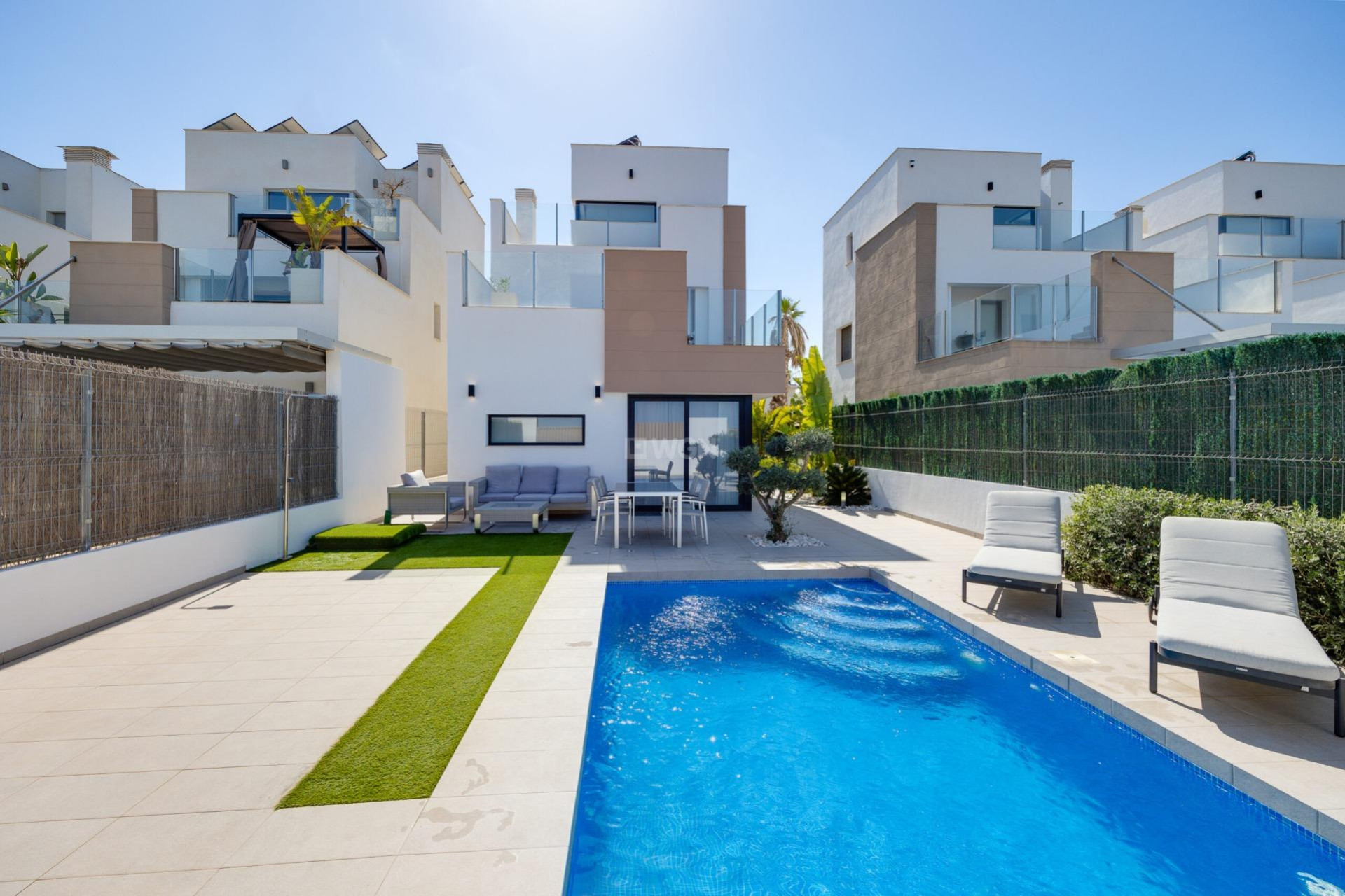 Wiederverkauf - Villa - Guardamar del Segura - El Raso