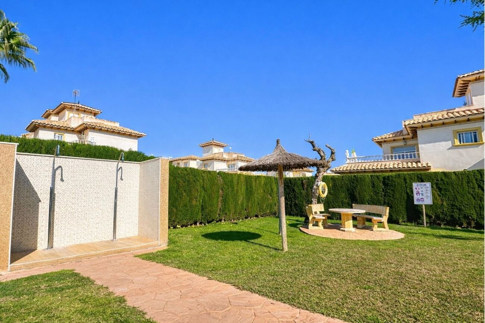Wiederverkauf - Villa - La Zenia - Costa Blanca