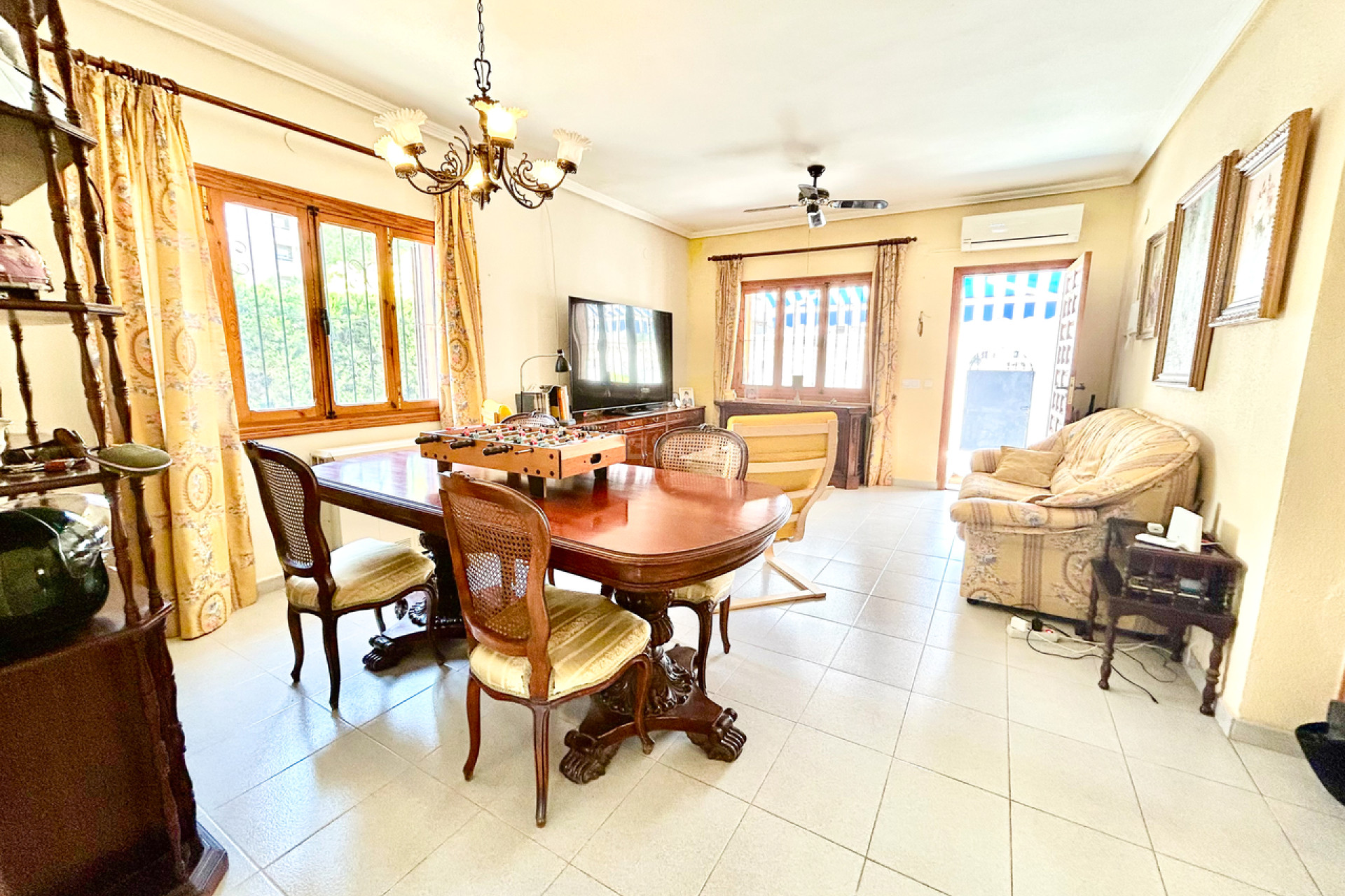Wiederverkauf - Villa - La Zenia - Costa Blanca