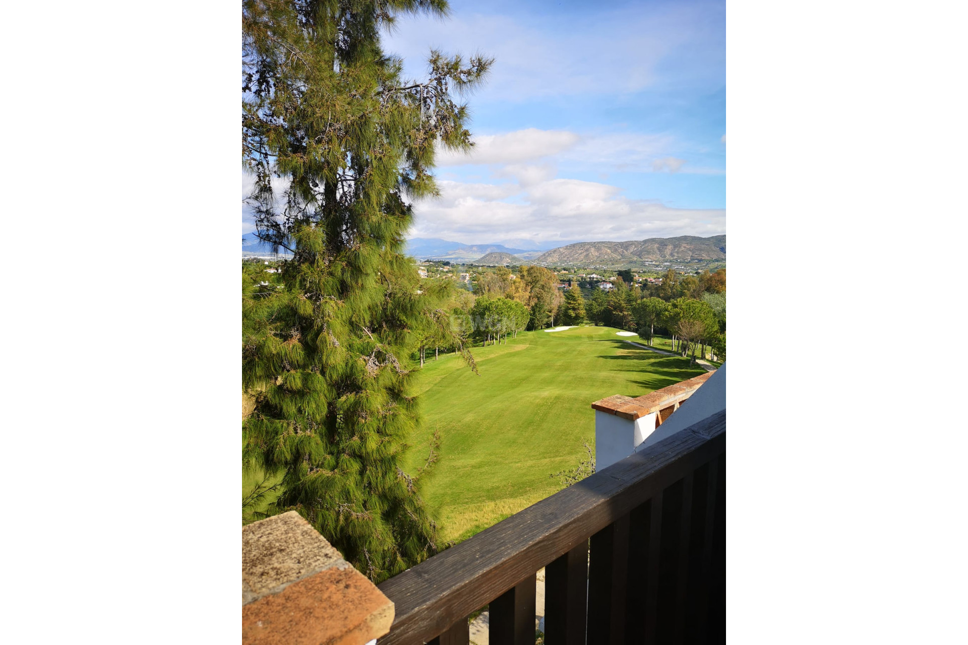 Wiederverkauf - Villa - Lauro Golf - Inland