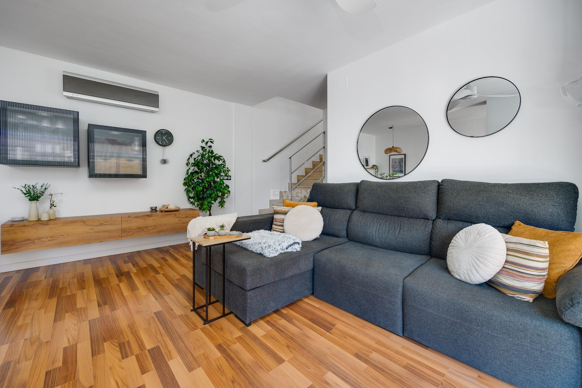 Wiederverkauf - Villa - Los Montesinos - La Herrada