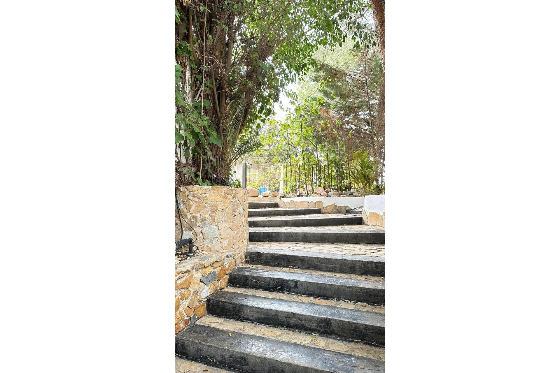 Wiederverkauf - Villa - Orihuela Costa - Campoamor