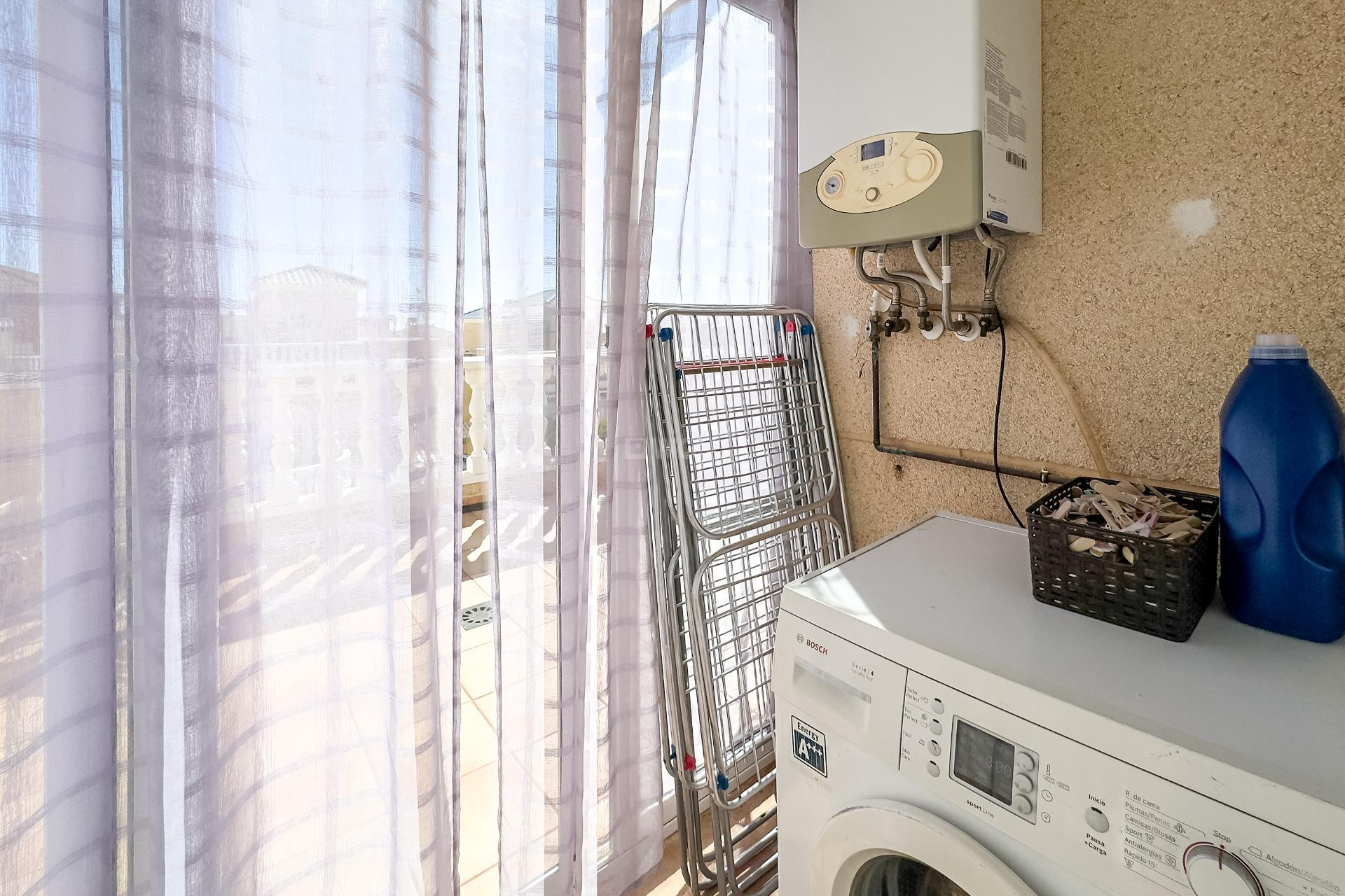 Wiederverkauf - Villa - Orihuela Costa - Los Almendros-la Florida