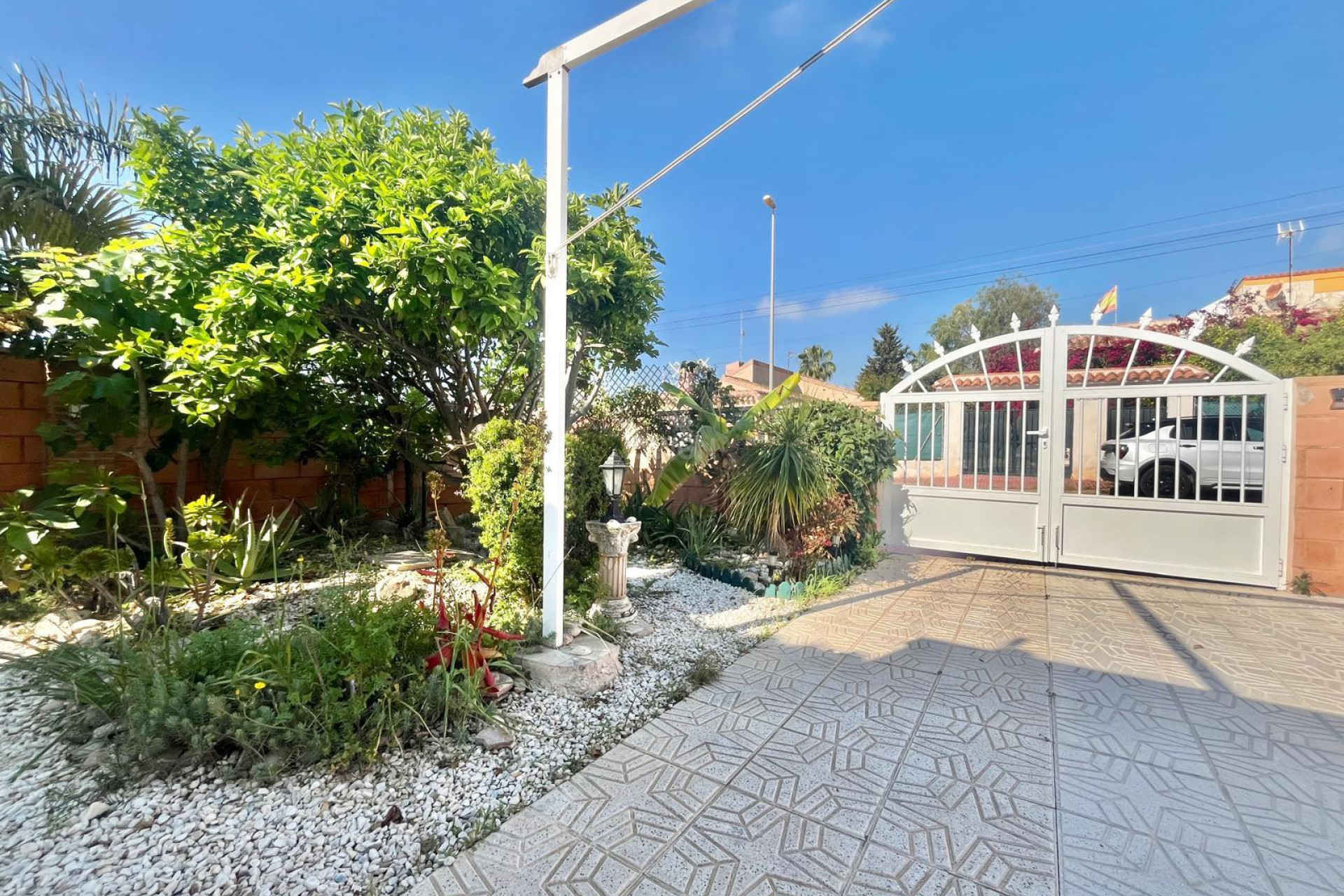 Wiederverkauf - Villa - Orihuela Costa - Los Almendros-la Florida