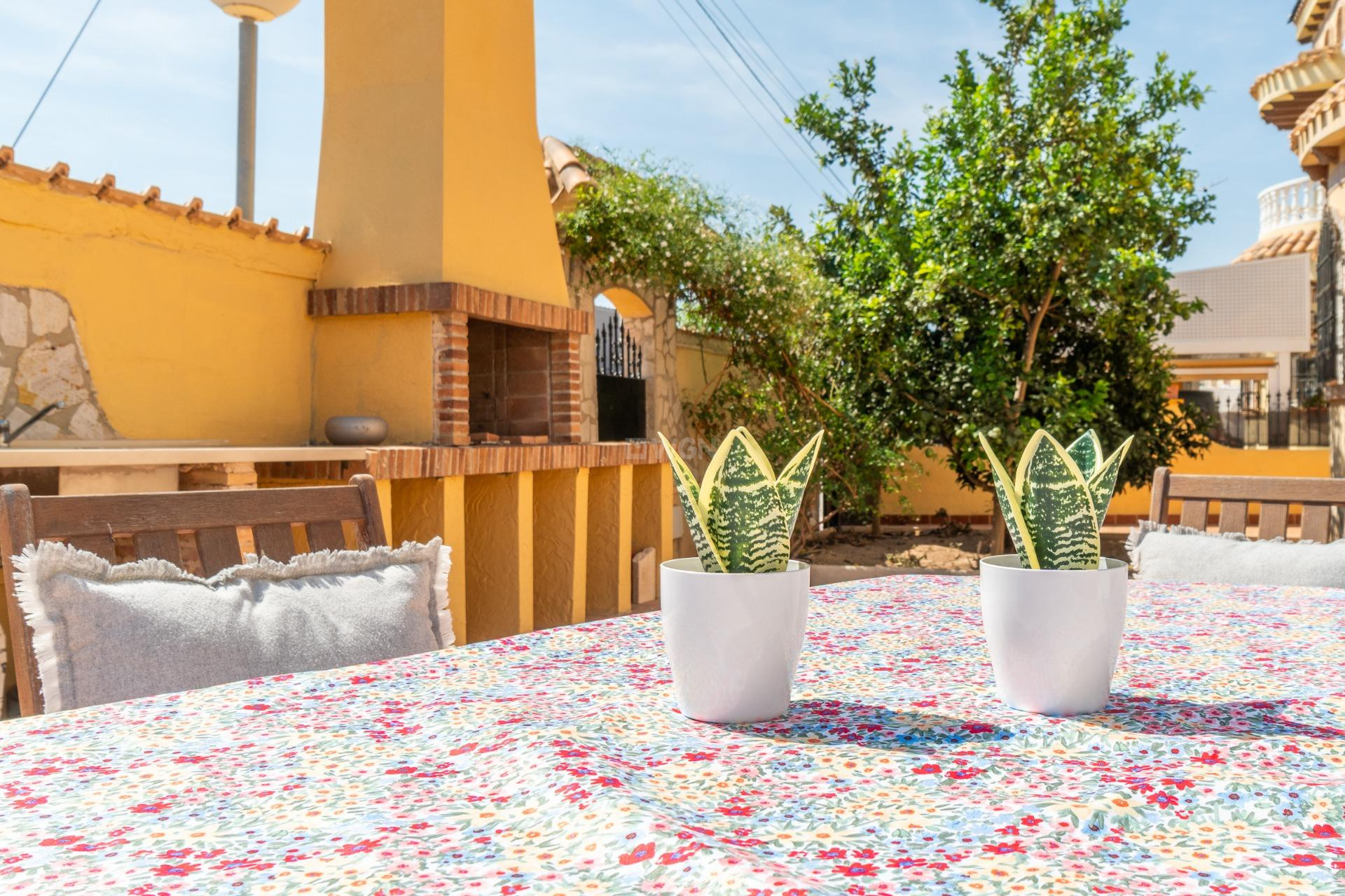 Wiederverkauf - Villa - Orihuela Costa - Los Almendros-la Florida