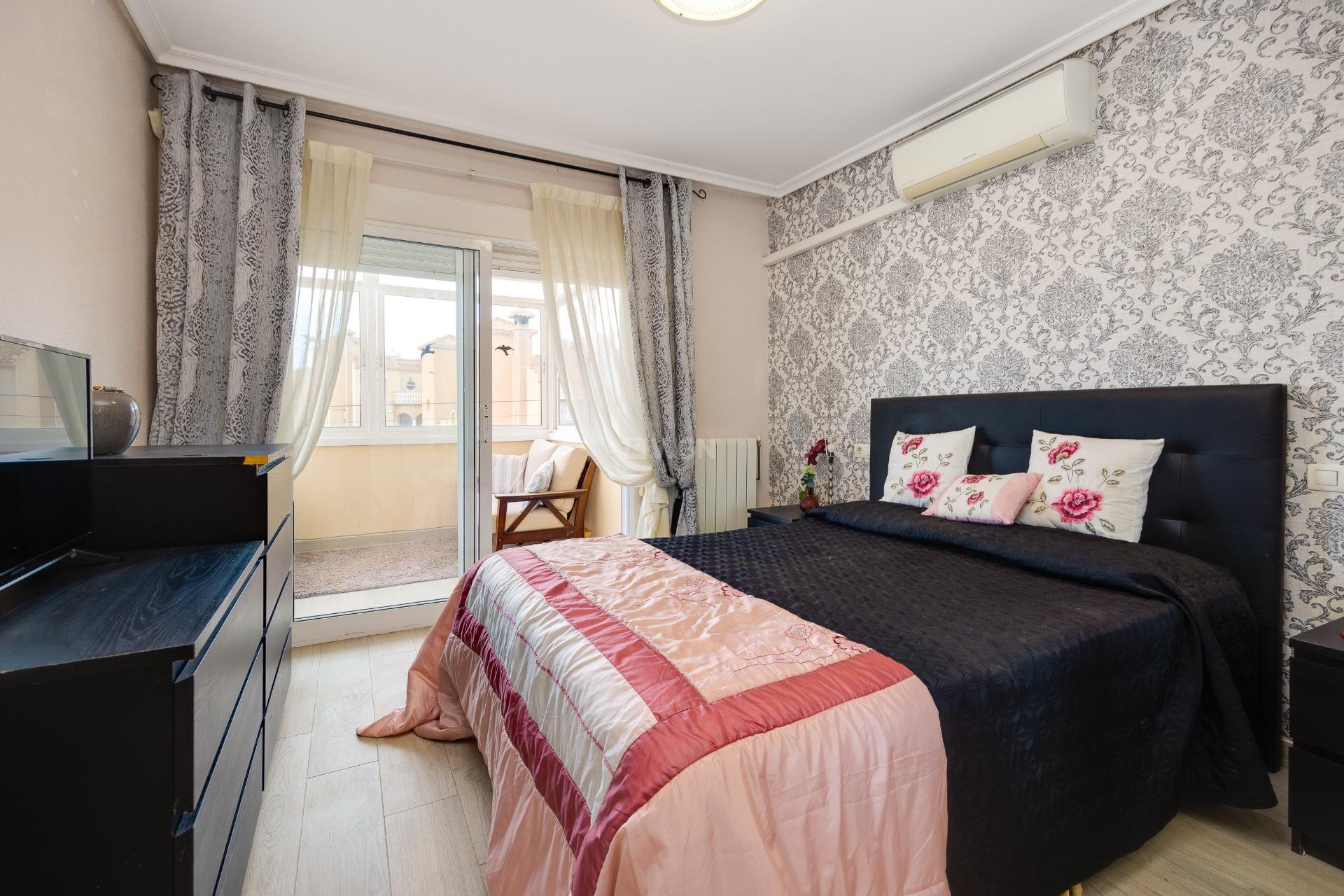 Wiederverkauf - Villa - Orihuela Costa - Villamartín-las Filipinas