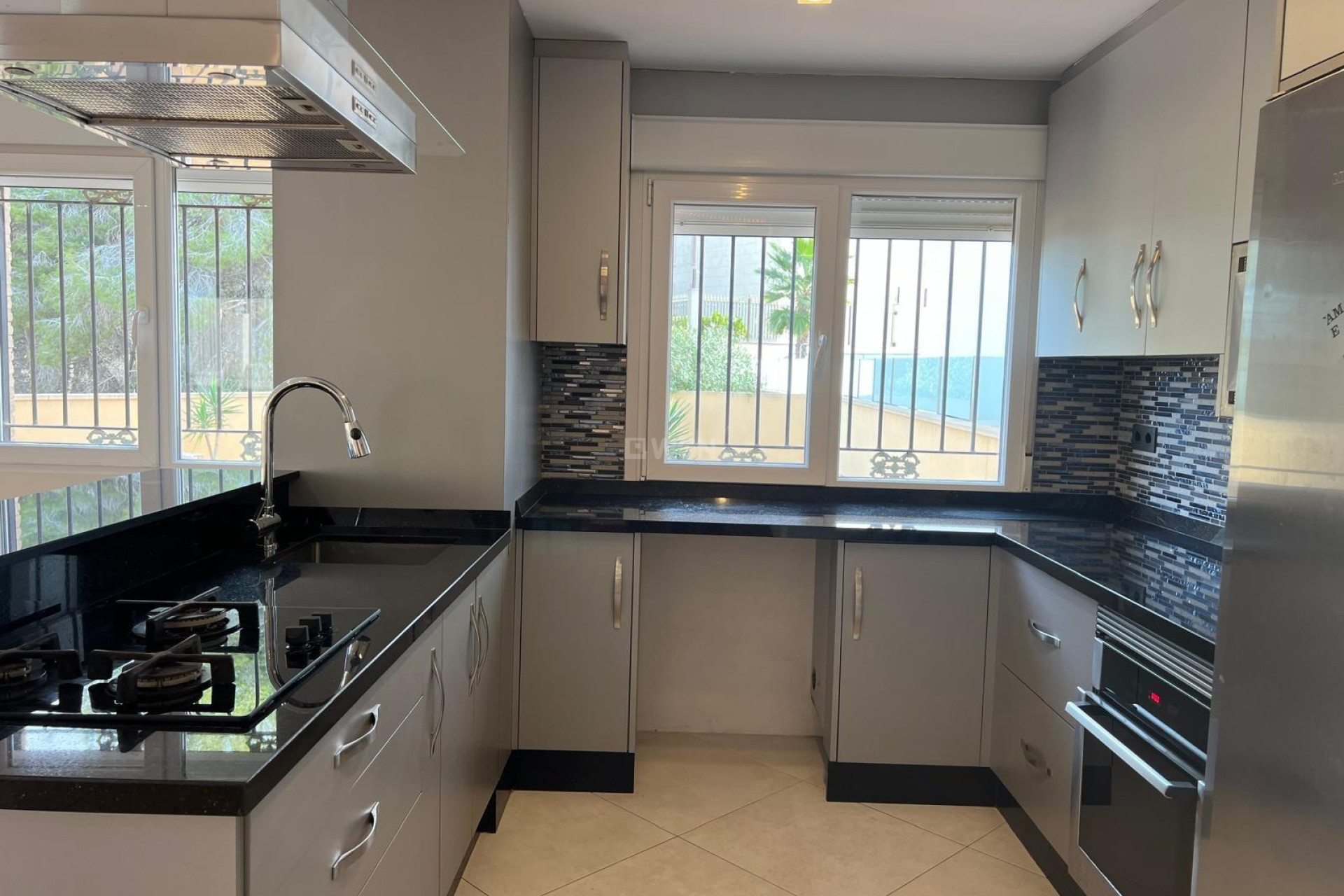 Wiederverkauf - Villa - Orihuela Costa - Villamartín-las Filipinas