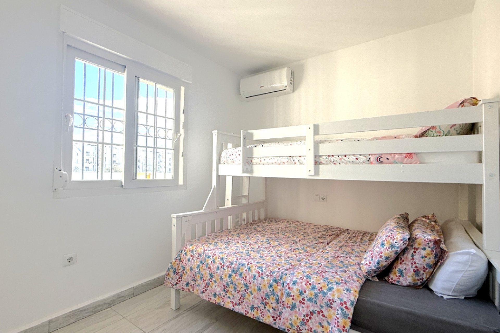 Wiederverkauf - Villa - Orihuela - Inland