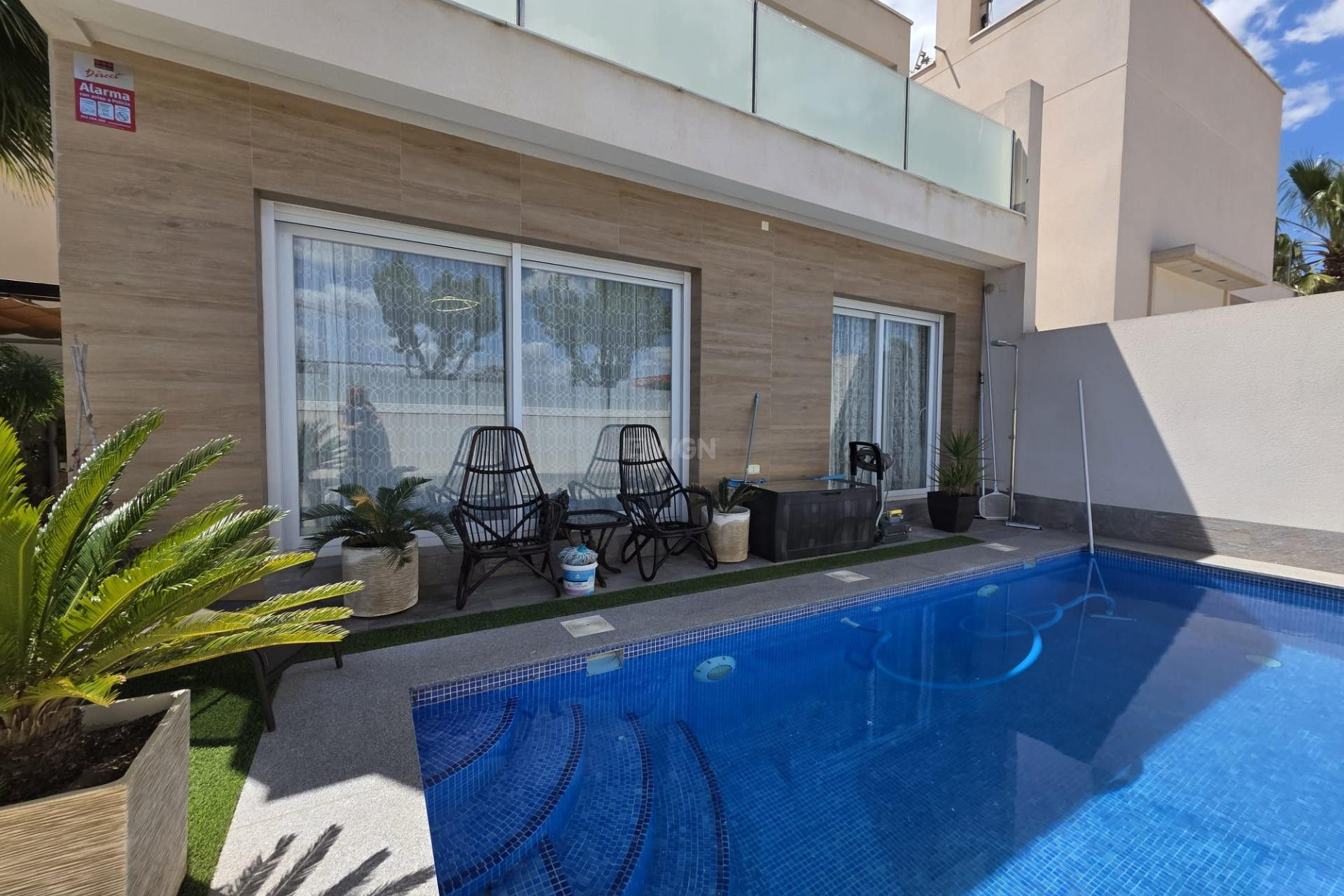 Wiederverkauf - Villa - Pilar de la Horadada - Zona Pueblo