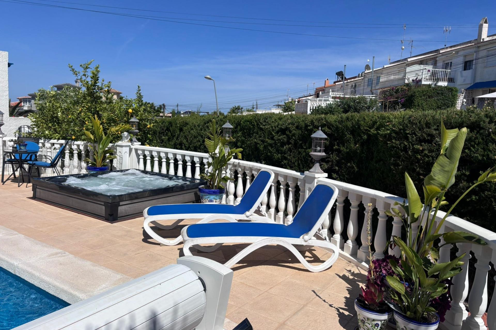 Wiederverkauf - Villa - Torrevieja - Los Balcones