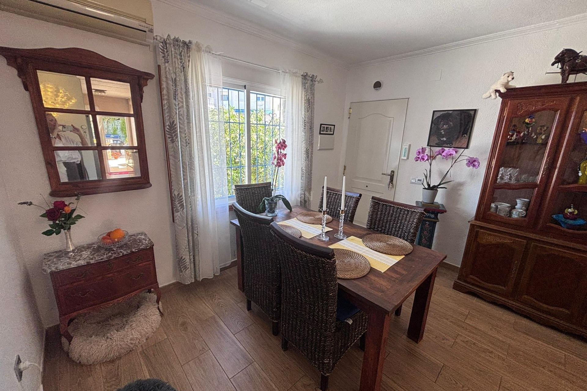 Wiederverkauf - Villa - Torrevieja - Los Balcones