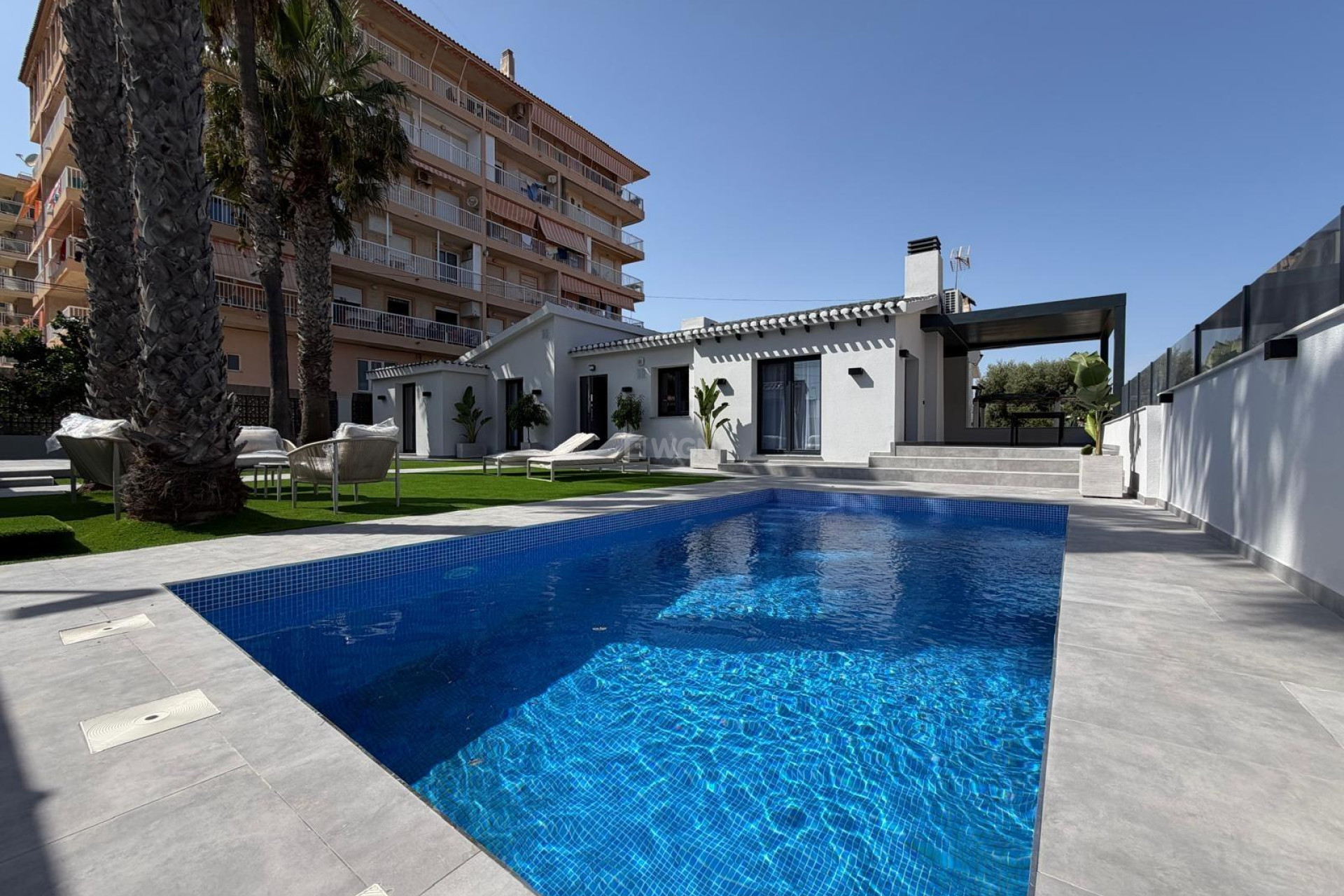 Wiederverkauf - Villa - Torrevieja - Punta Prima
