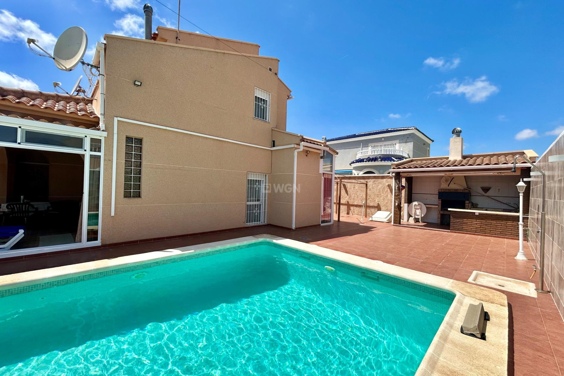 Wiederverkauf - Villa - Torrevieja - San Luis
