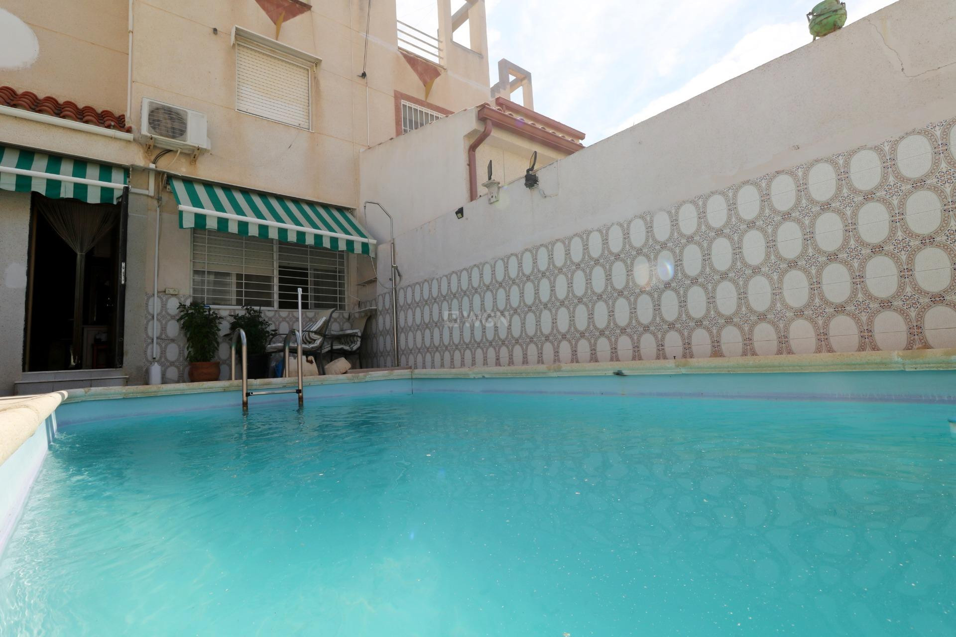 Wiederverkauf - Villa - Torrevieja - Torretas