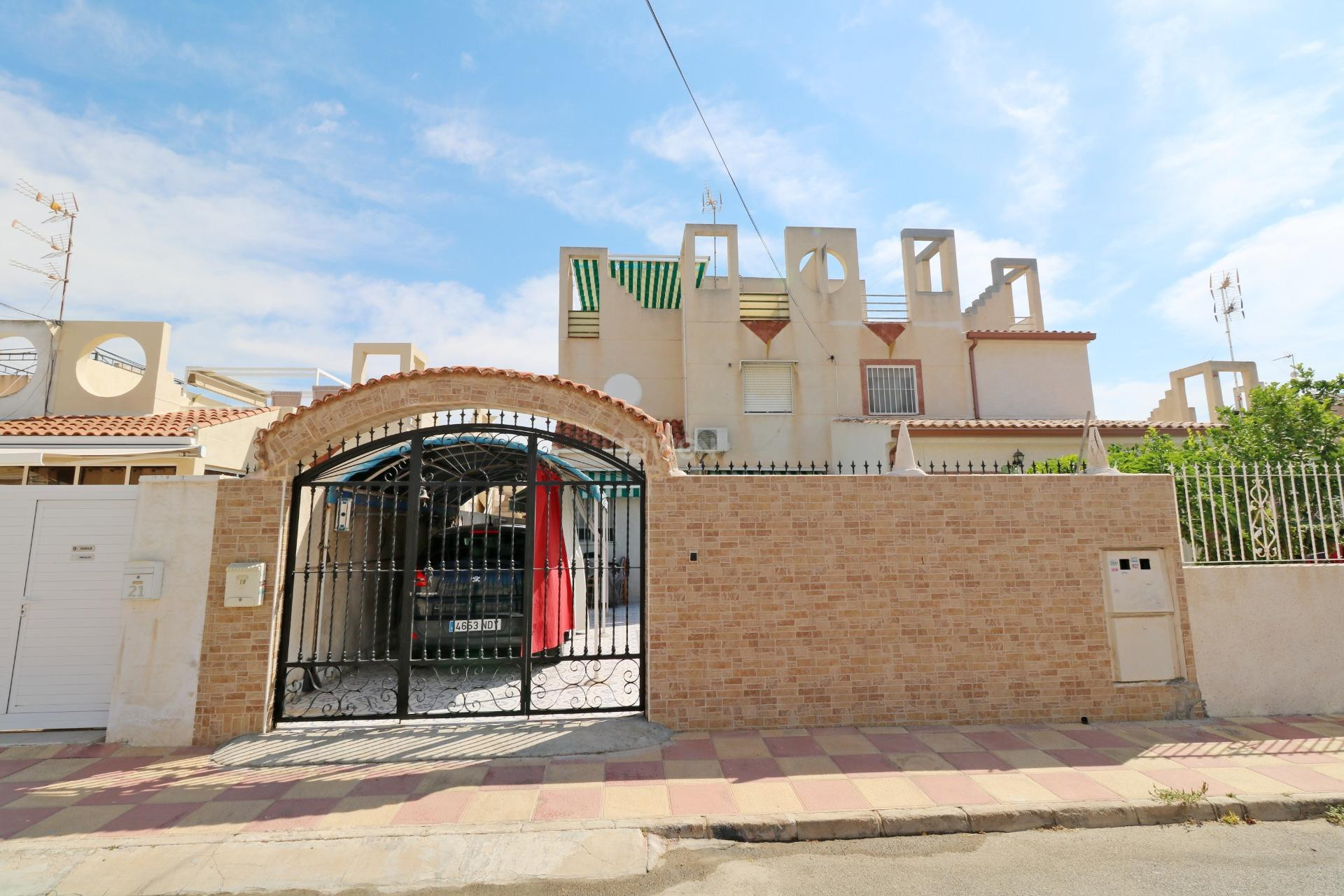 Wiederverkauf - Villa - Torrevieja - Torretas
