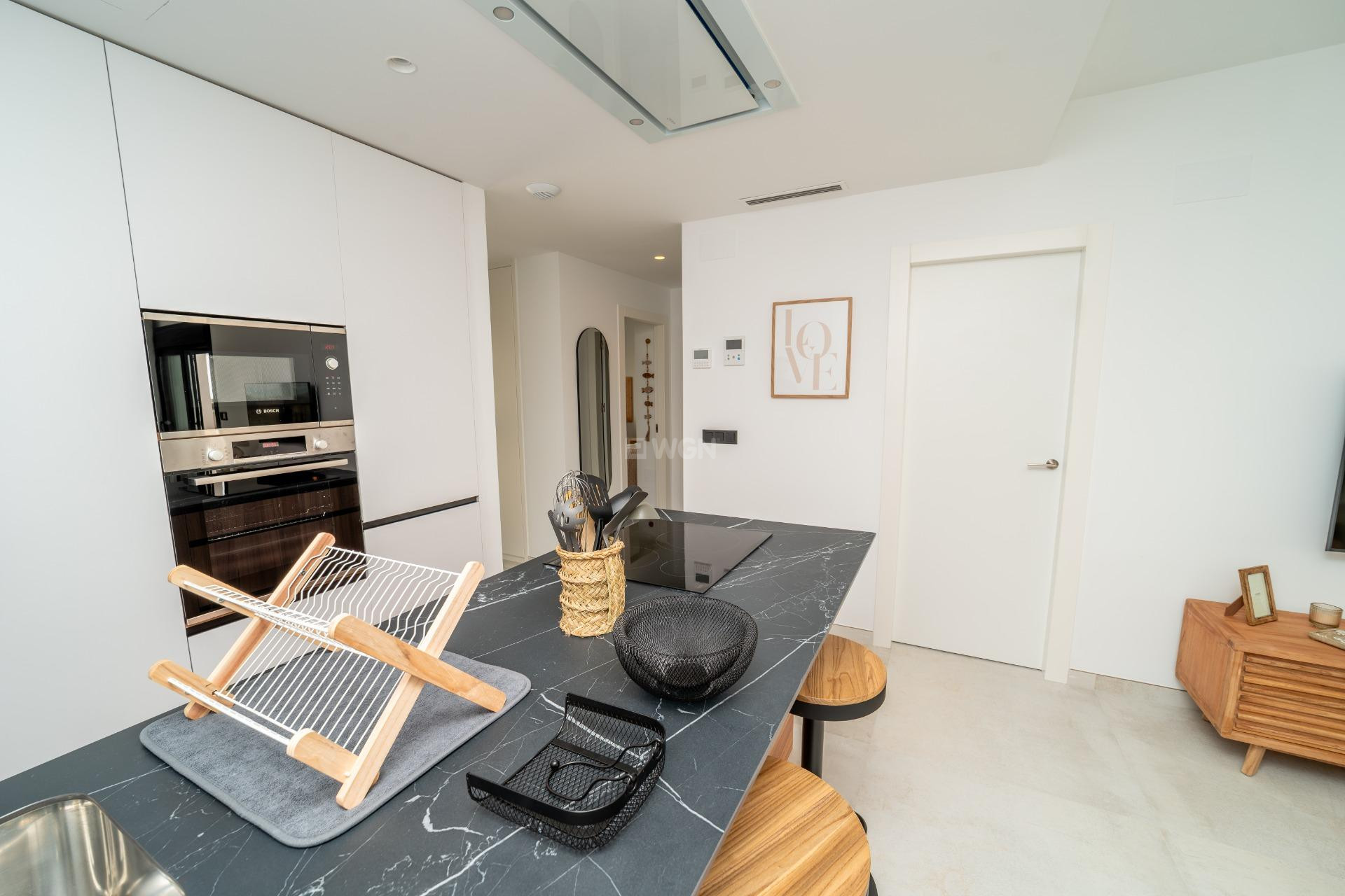 Wiederverkauf - Wohnung - Orihuela Costa - La Zenia