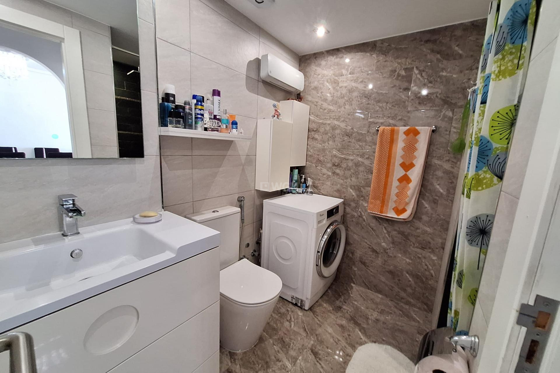 Wiederverkauf - Wohnung - Orihuela Costa - La Zenia