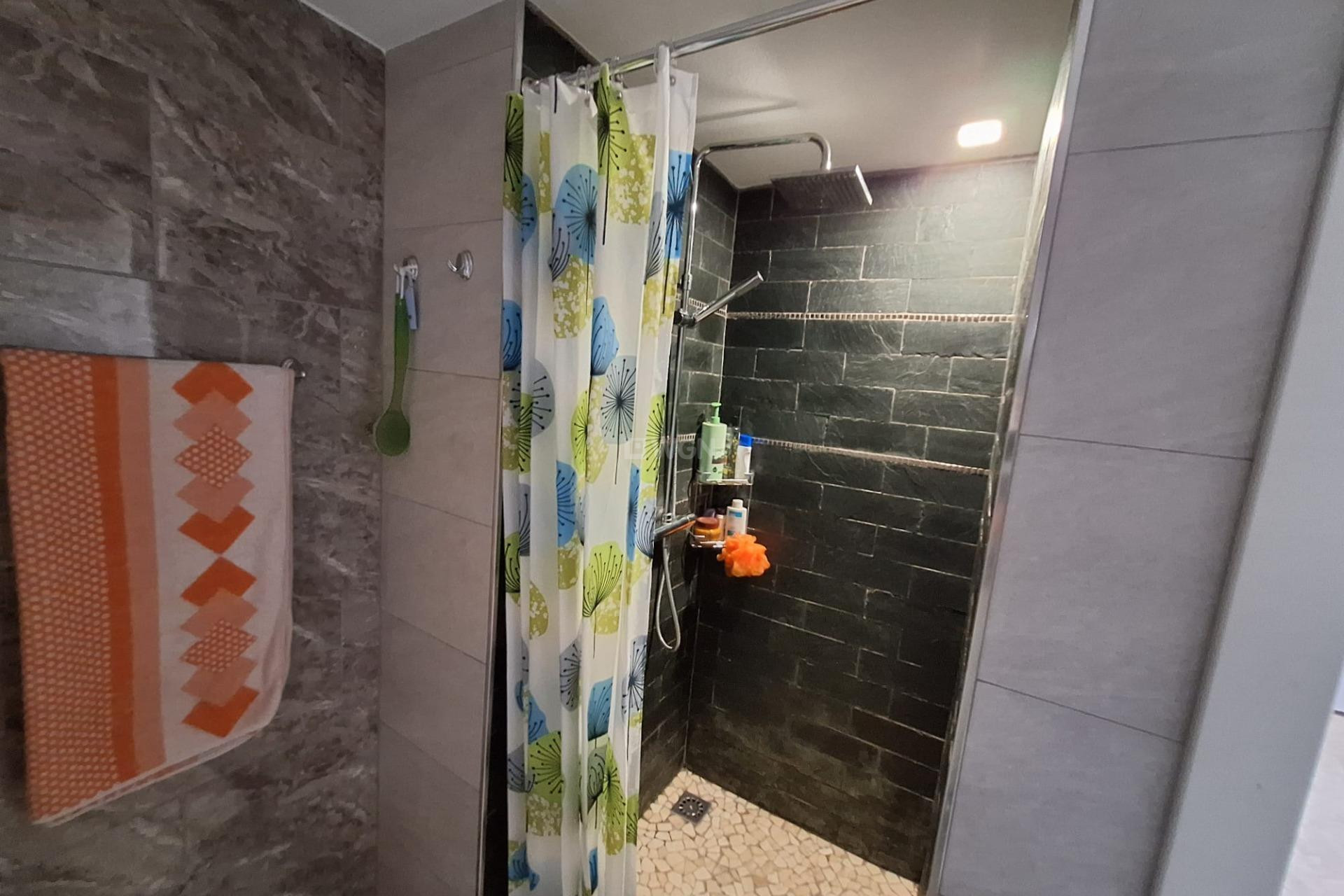 Wiederverkauf - Wohnung - Orihuela Costa - La Zenia