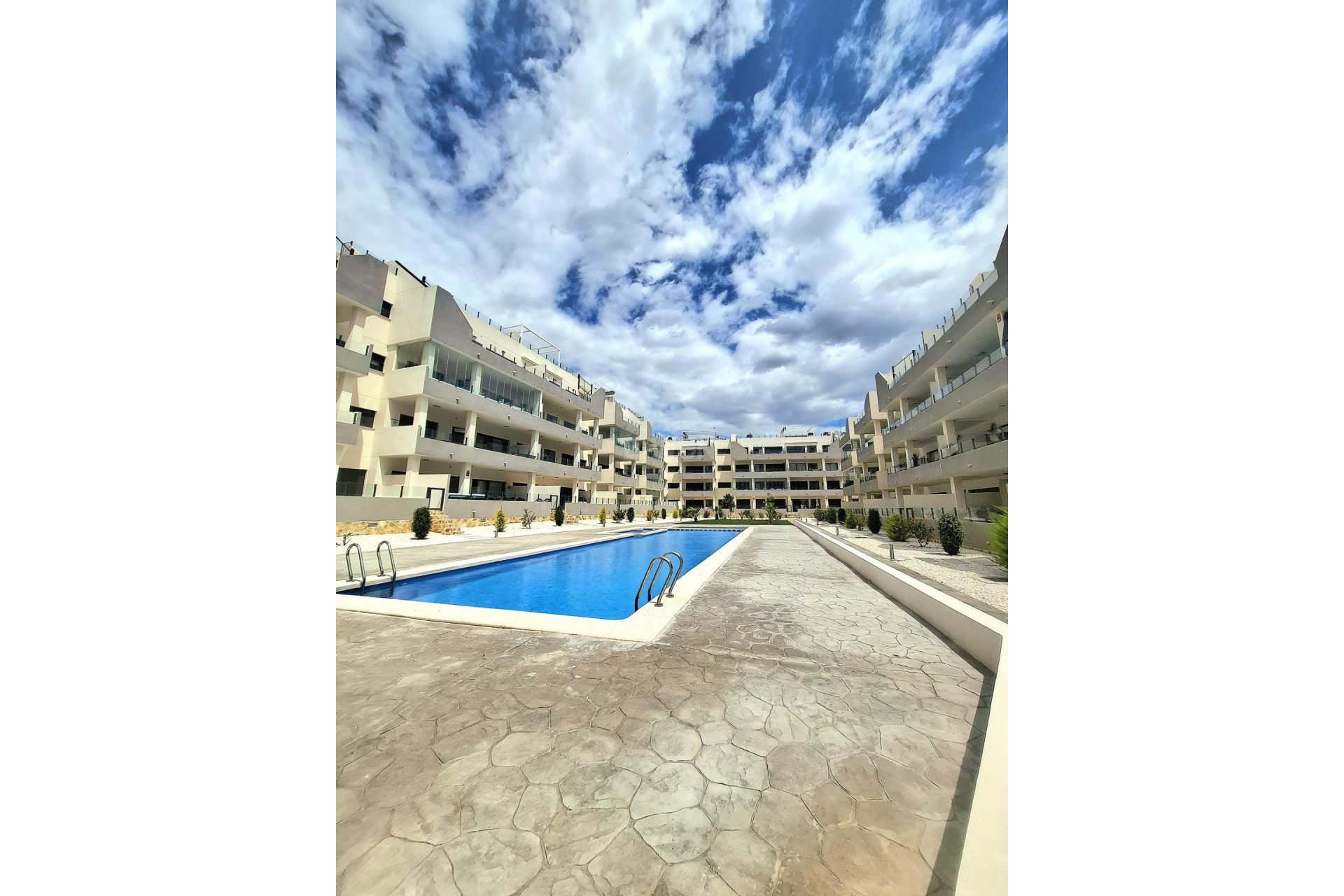 Wiederverkauf - Wohnung - Orihuela Costa - Villamartín