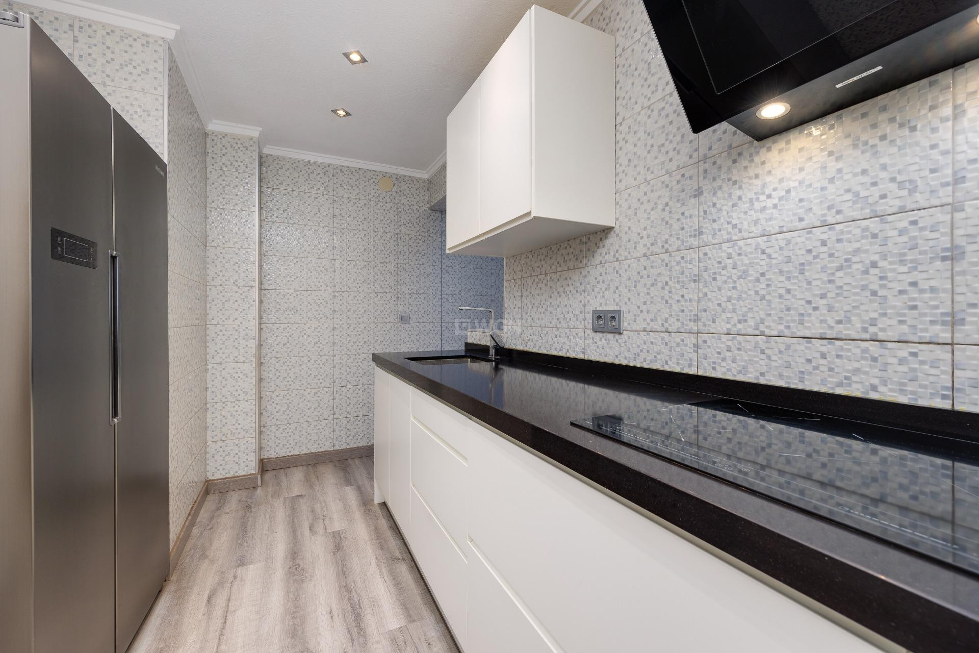 Wiederverkauf - Wohnung - Torrevieja - Acequion