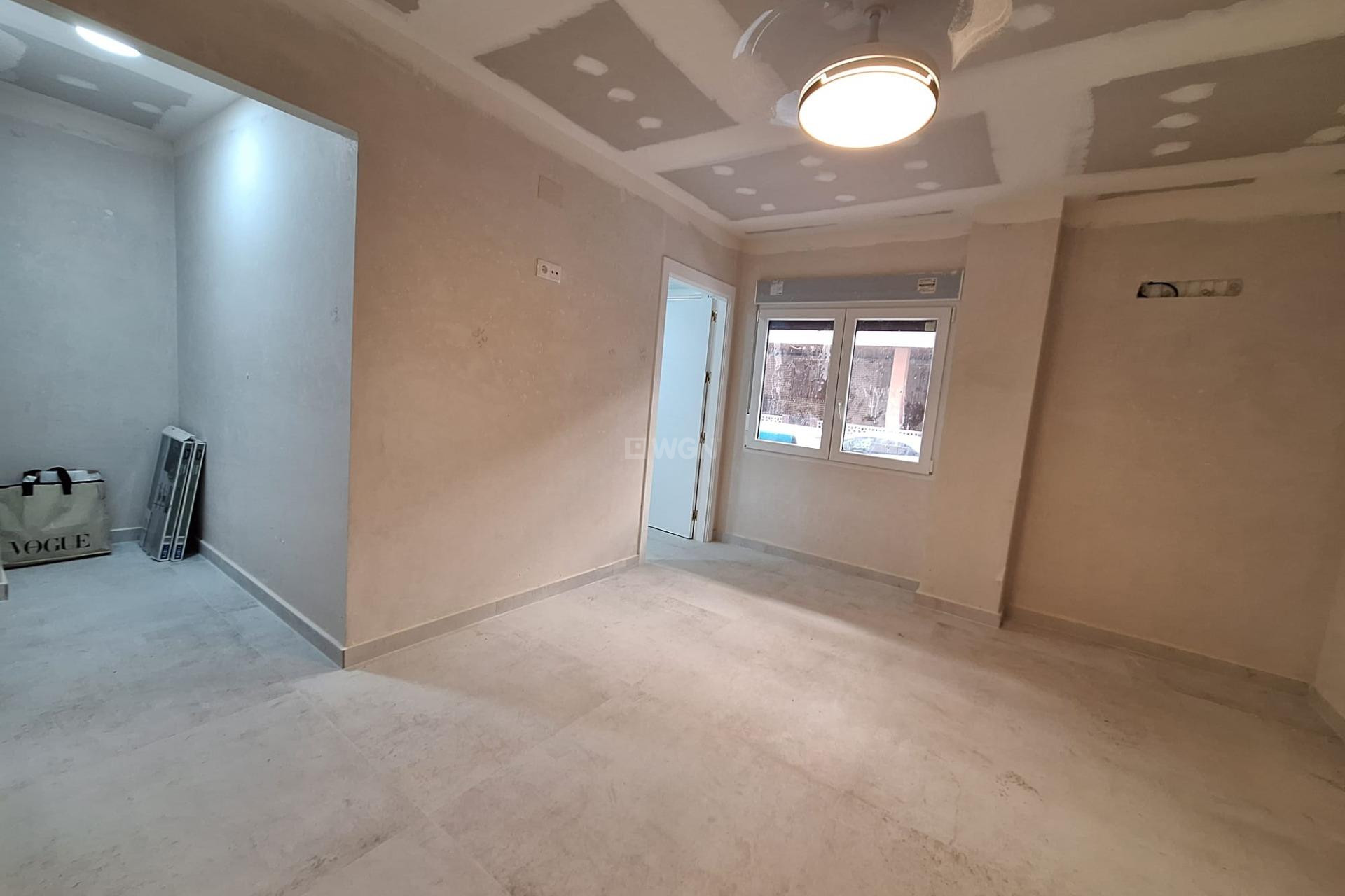 Wiederverkauf - Wohnung - Torrevieja - Acequion