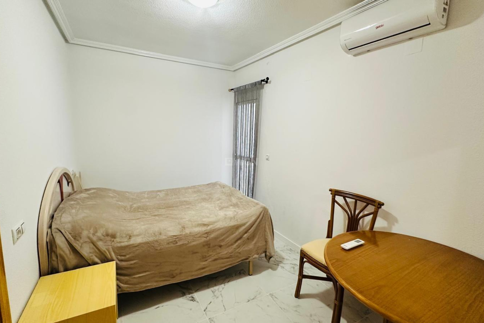 Wiederverkauf - Wohnung - Torrevieja - Acequion