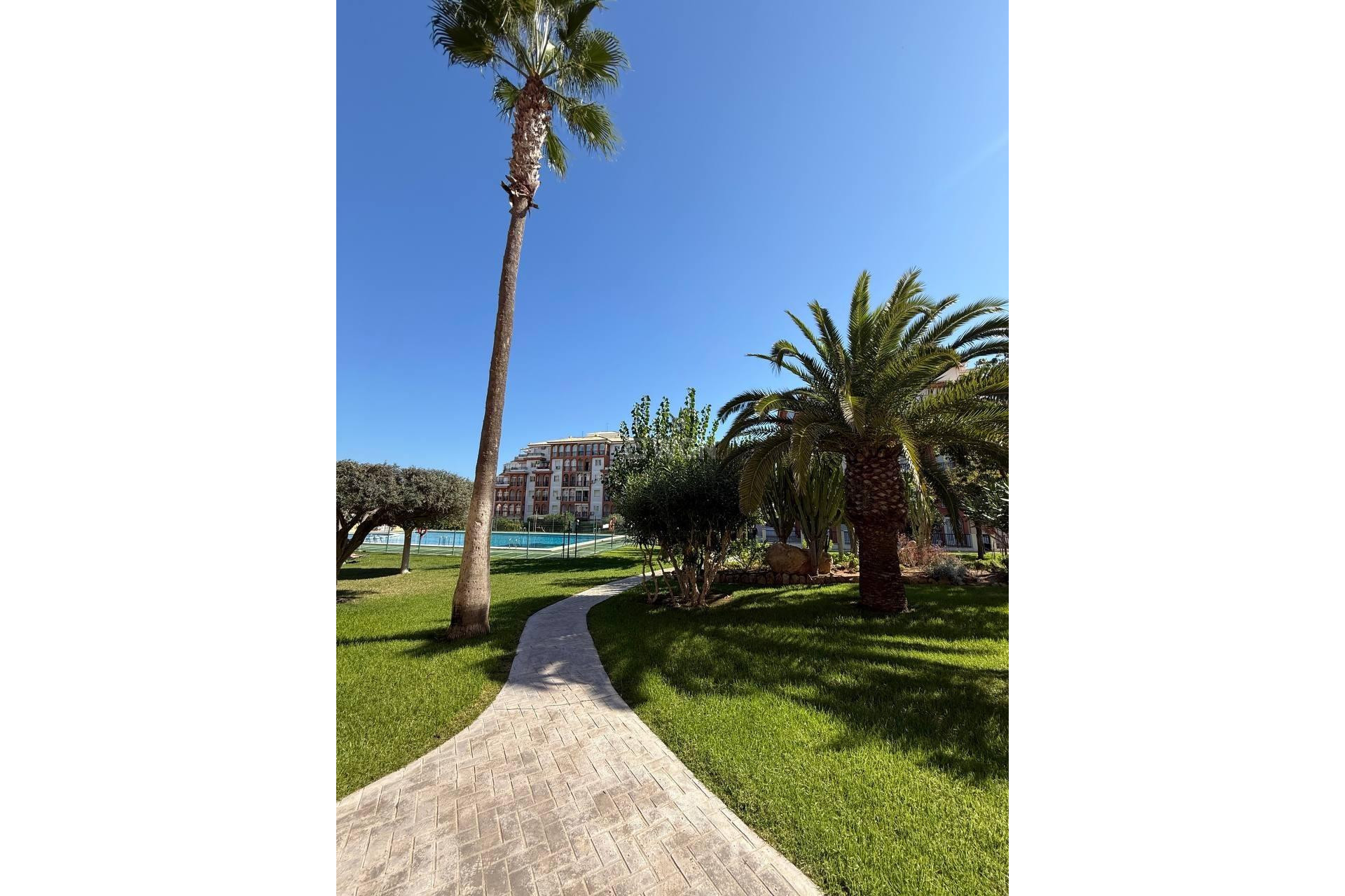 Wiederverkauf - Wohnung - Torrevieja - Aguas Nuevas 2