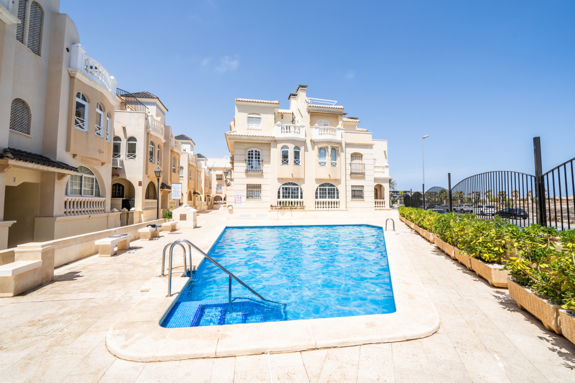 Wiederverkauf - Wohnung - Torrevieja - aguas nuevas