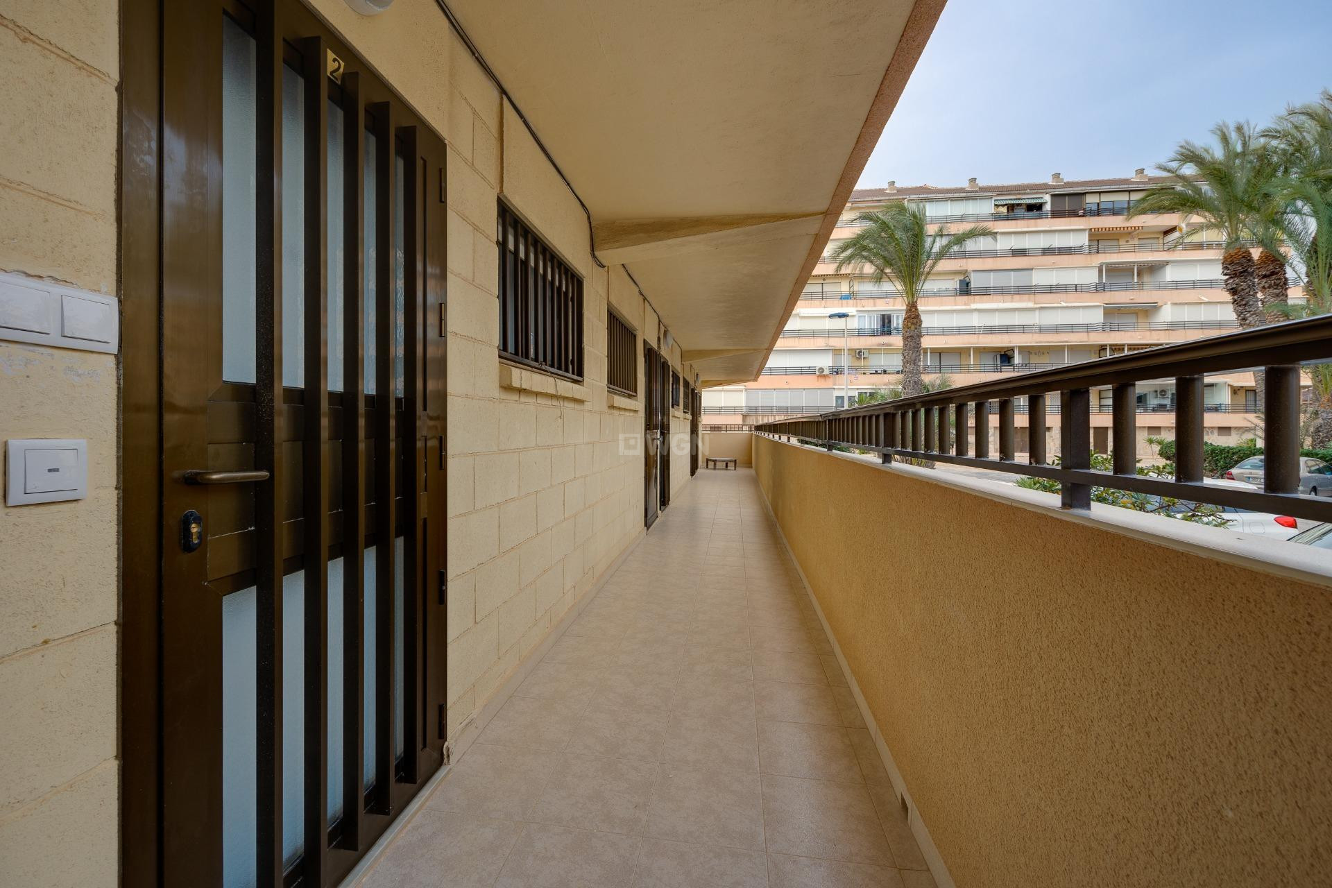 Wiederverkauf - Wohnung - Torrevieja - Cabo Cervera