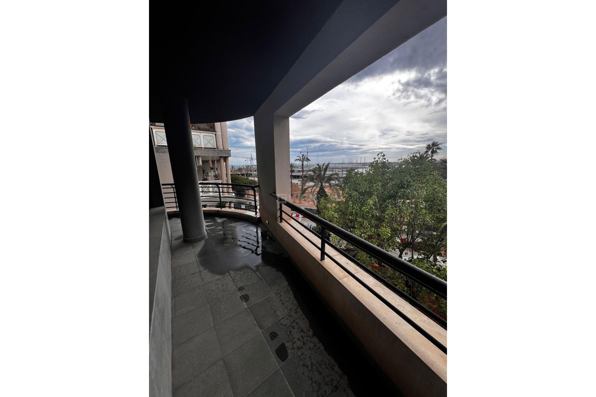 Wiederverkauf - Wohnung - Torrevieja - Centro - Muelle Pesquero