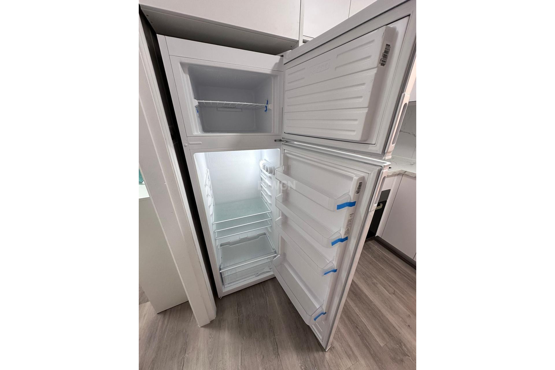 Wiederverkauf - Wohnung - Torrevieja - Centro - Muelle Pesquero