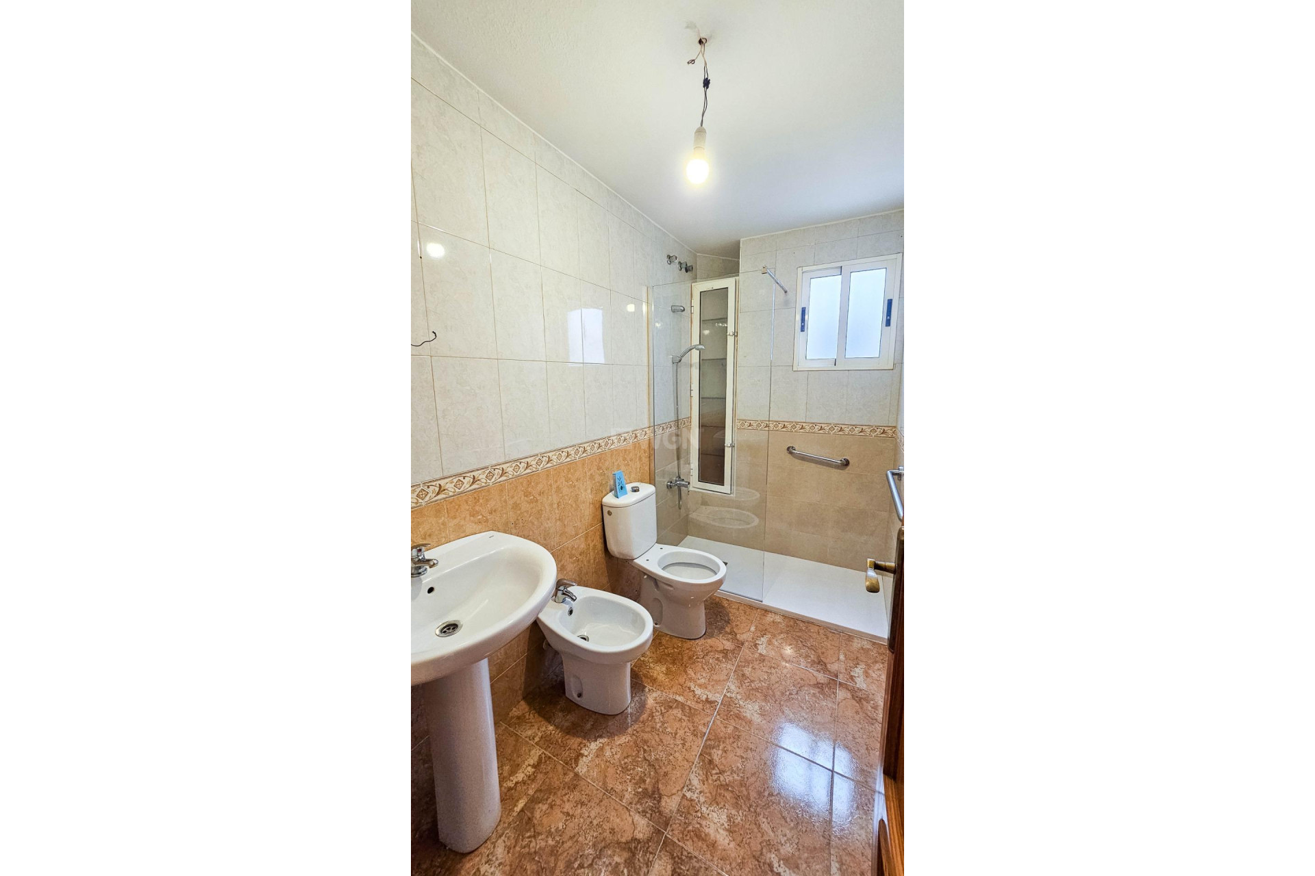 Wiederverkauf - Wohnung - Torrevieja - Centro