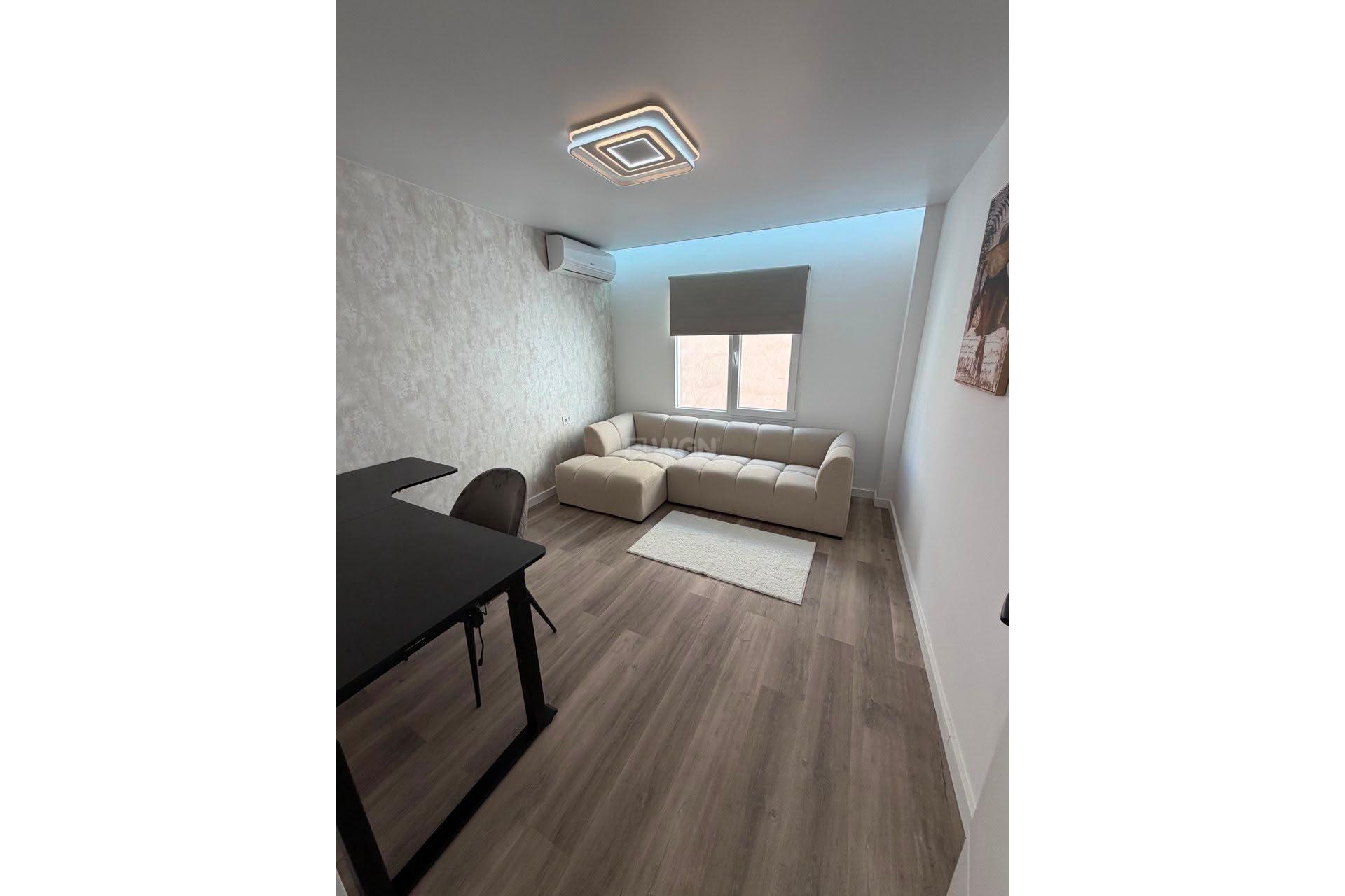 Wiederverkauf - Wohnung - Torrevieja - Centro