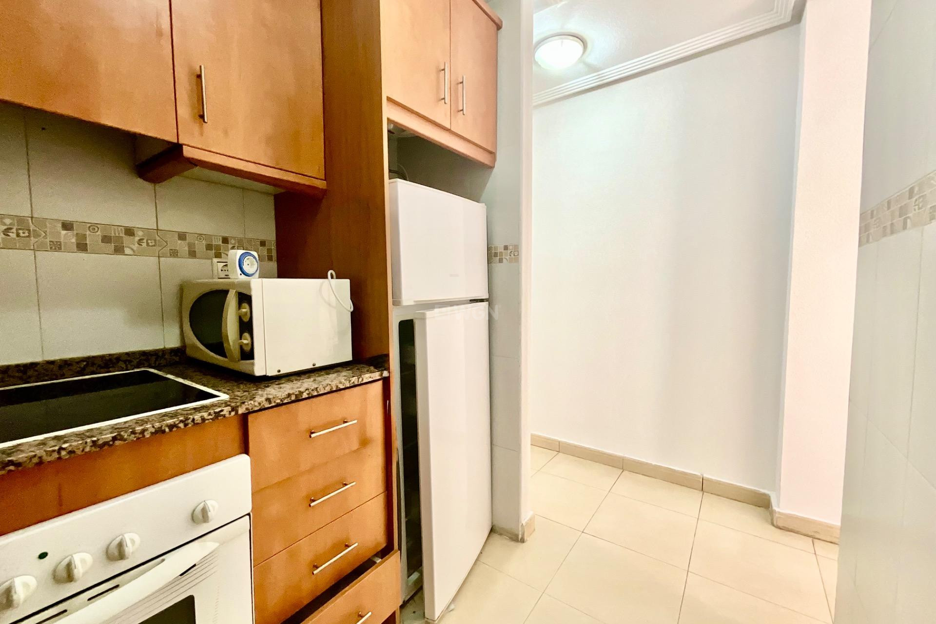 Wiederverkauf - Wohnung - Torrevieja - Centro