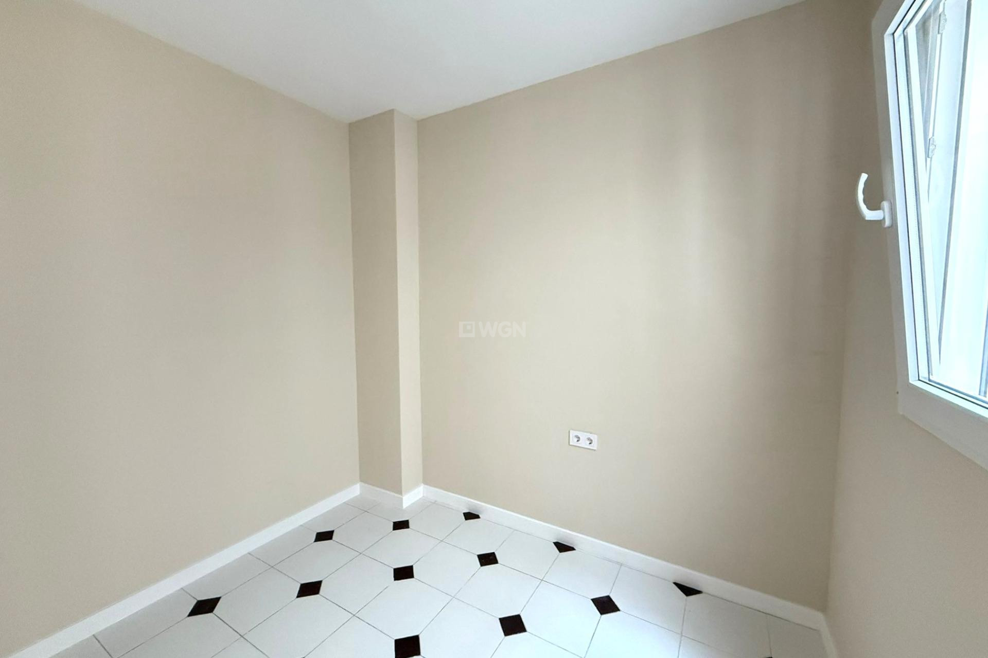 Wiederverkauf - Wohnung - Torrevieja - Centro