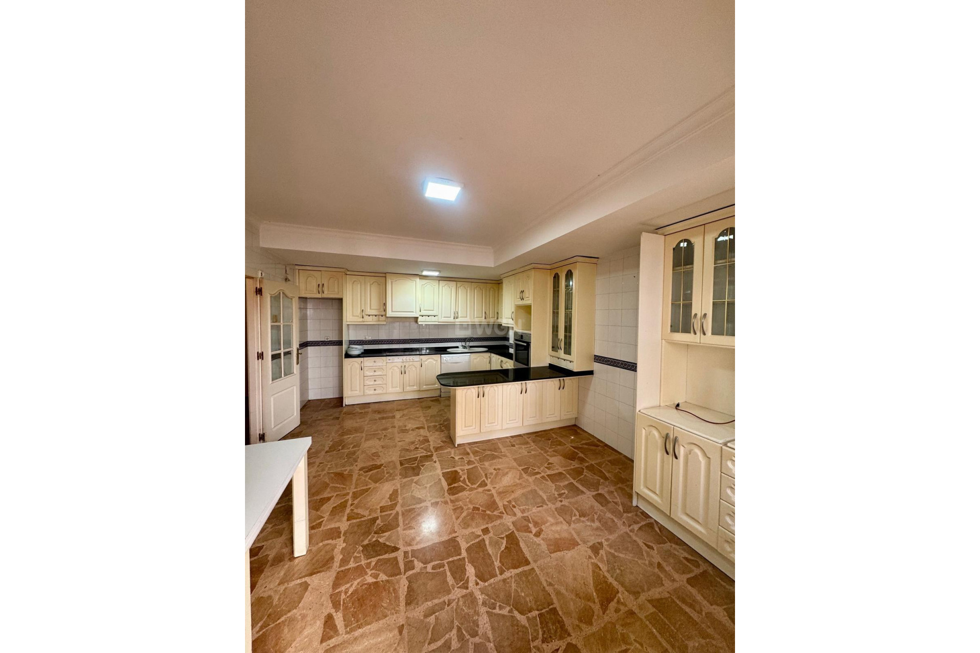 Wiederverkauf - Wohnung - Torrevieja - Centro