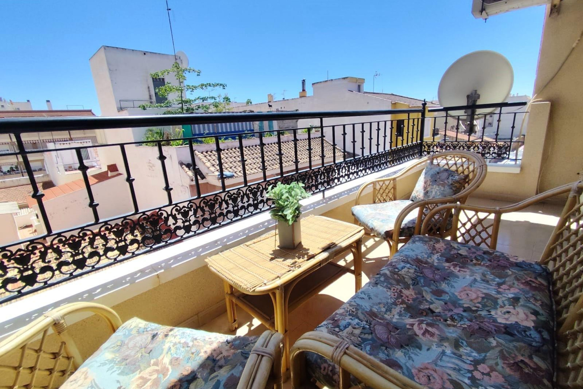 Wiederverkauf - Wohnung - Torrevieja - Centro