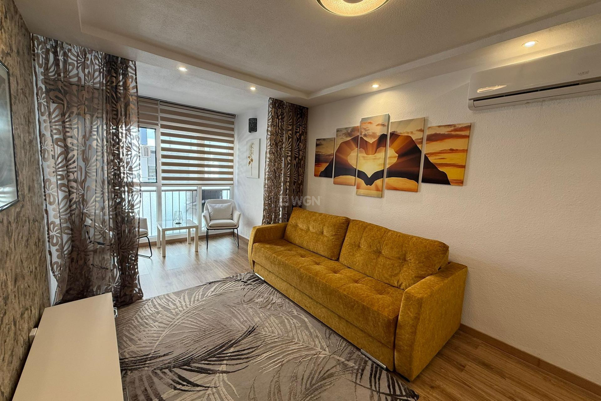 Wiederverkauf - Wohnung - Torrevieja - Centro