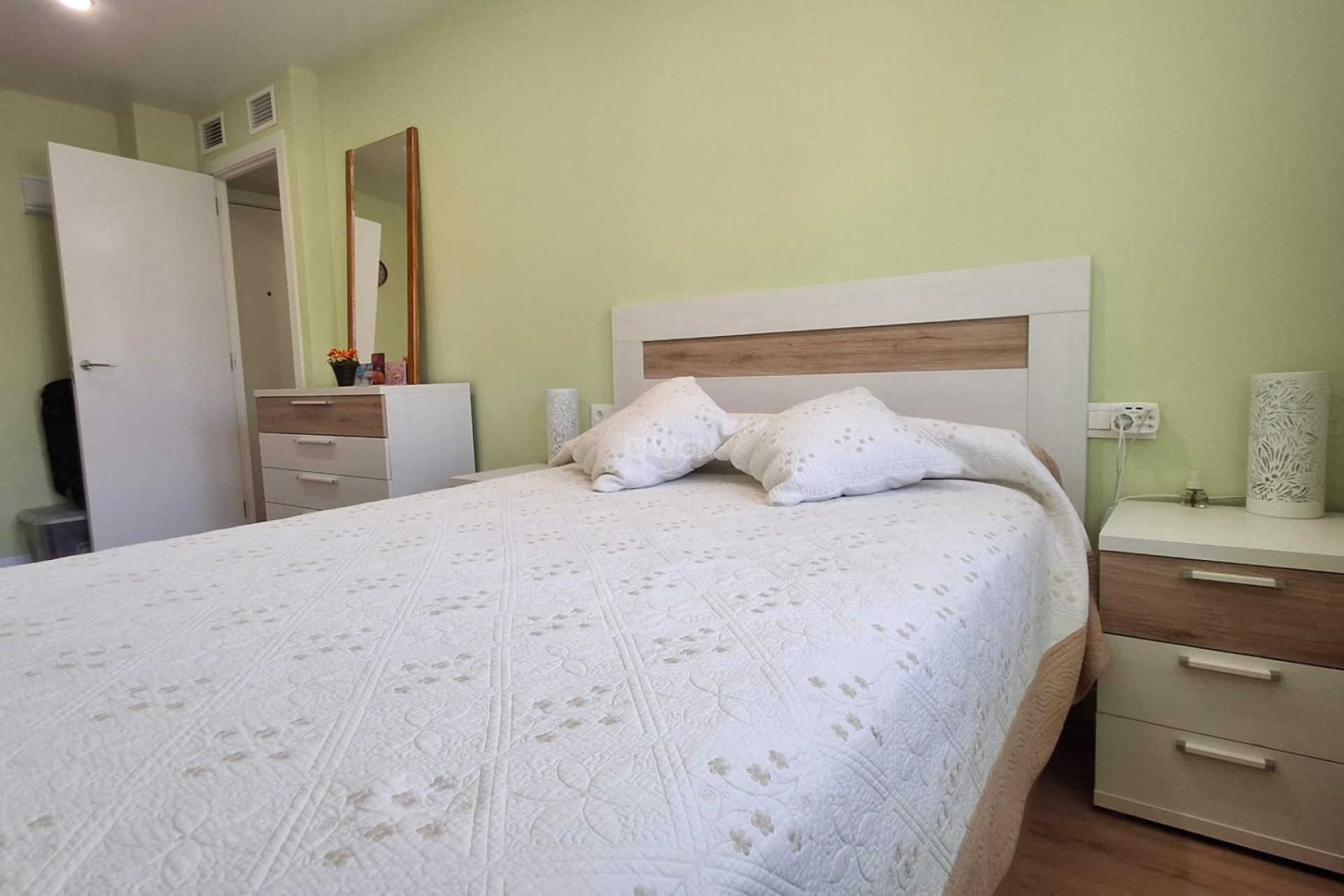 Wiederverkauf - Wohnung - Torrevieja - Centro